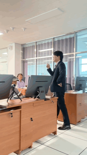 3a129ee865f7a.gif
