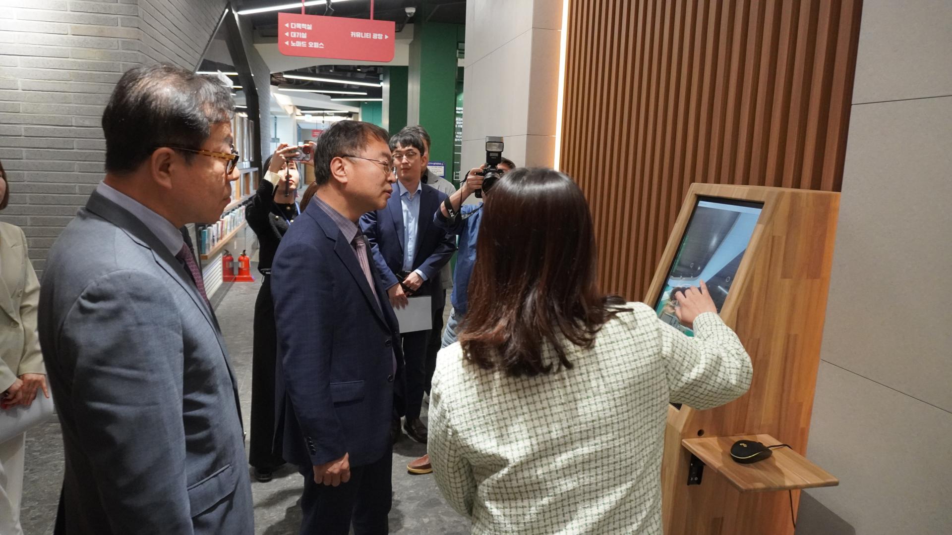 627b1ecd87e98.jpg