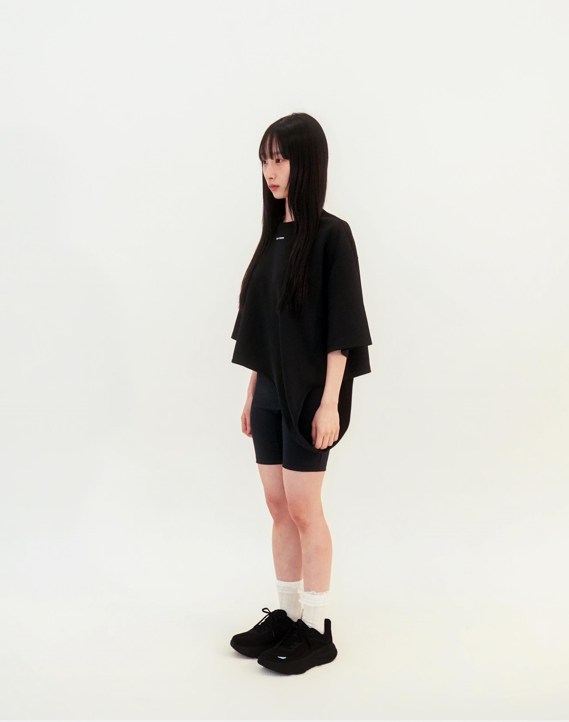 Curve Overlay Top Black