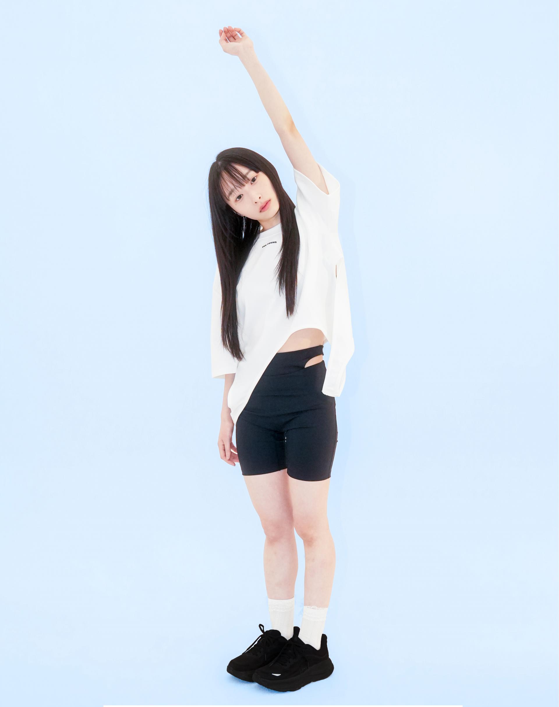 Dual Curve Overlay Top White