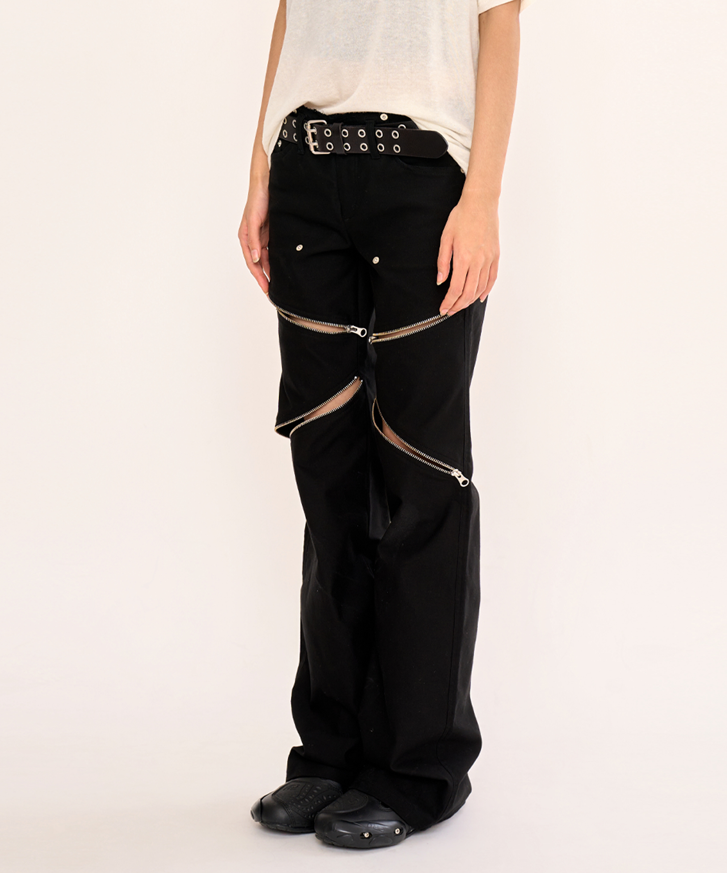 Damaged Bootcut Pant