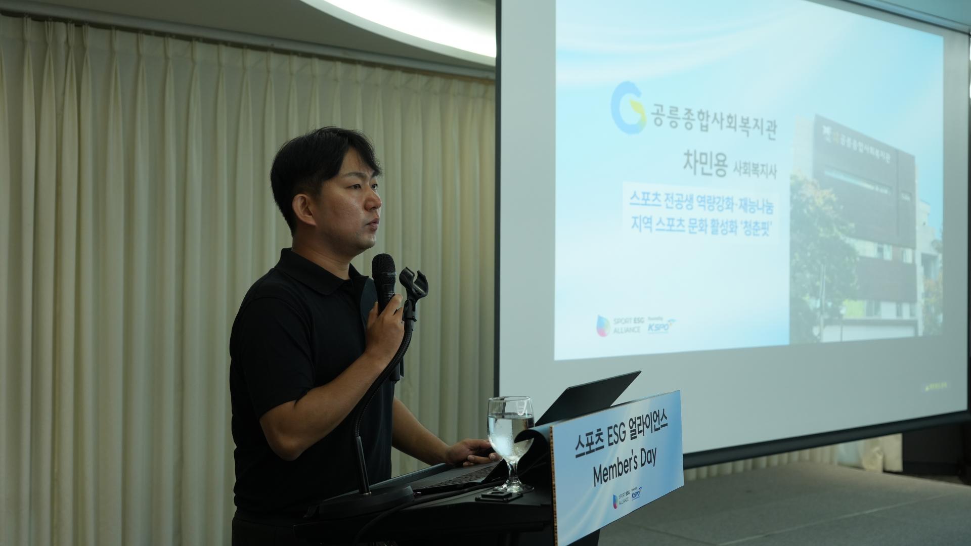 6f5bea6120b10.jpg