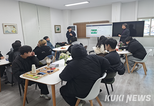 충남도립대 컴퓨터공학과는 최근 대전 지역의 유망 AI 기업인 ‘투비유니콘(ToBe Unicorn)’을 방문해 전공 연계 기업탐방 프로그램을 운영했다.