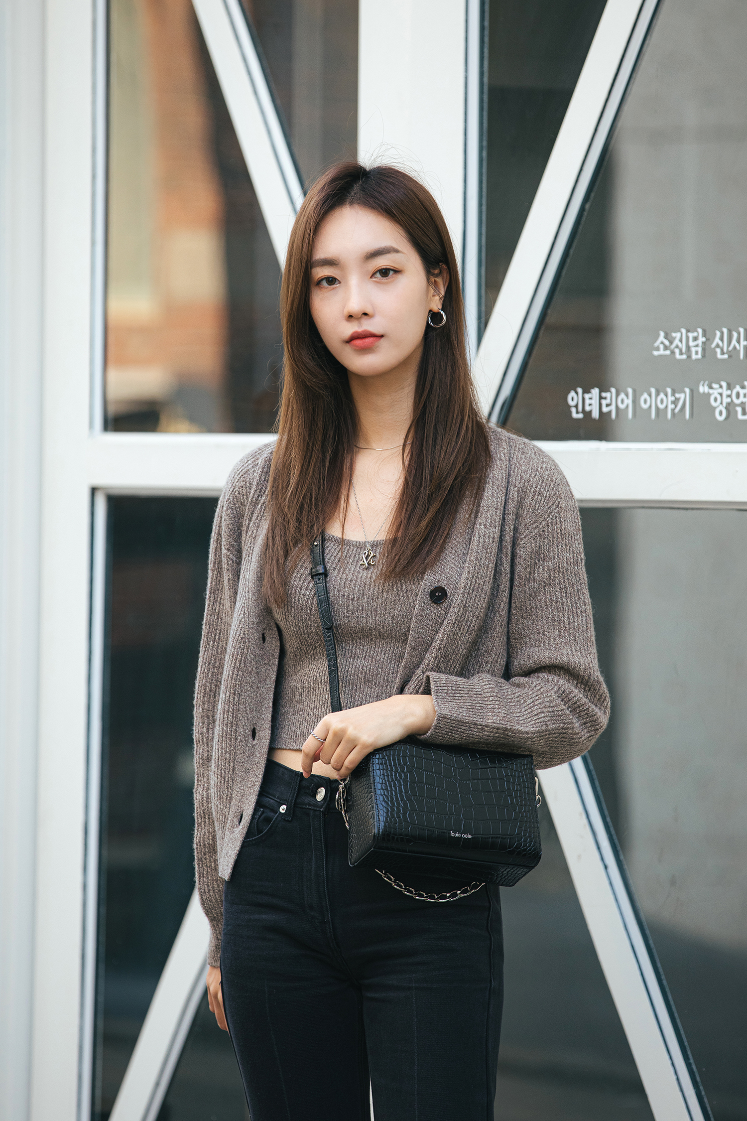 681bf95ab087e.jpg
