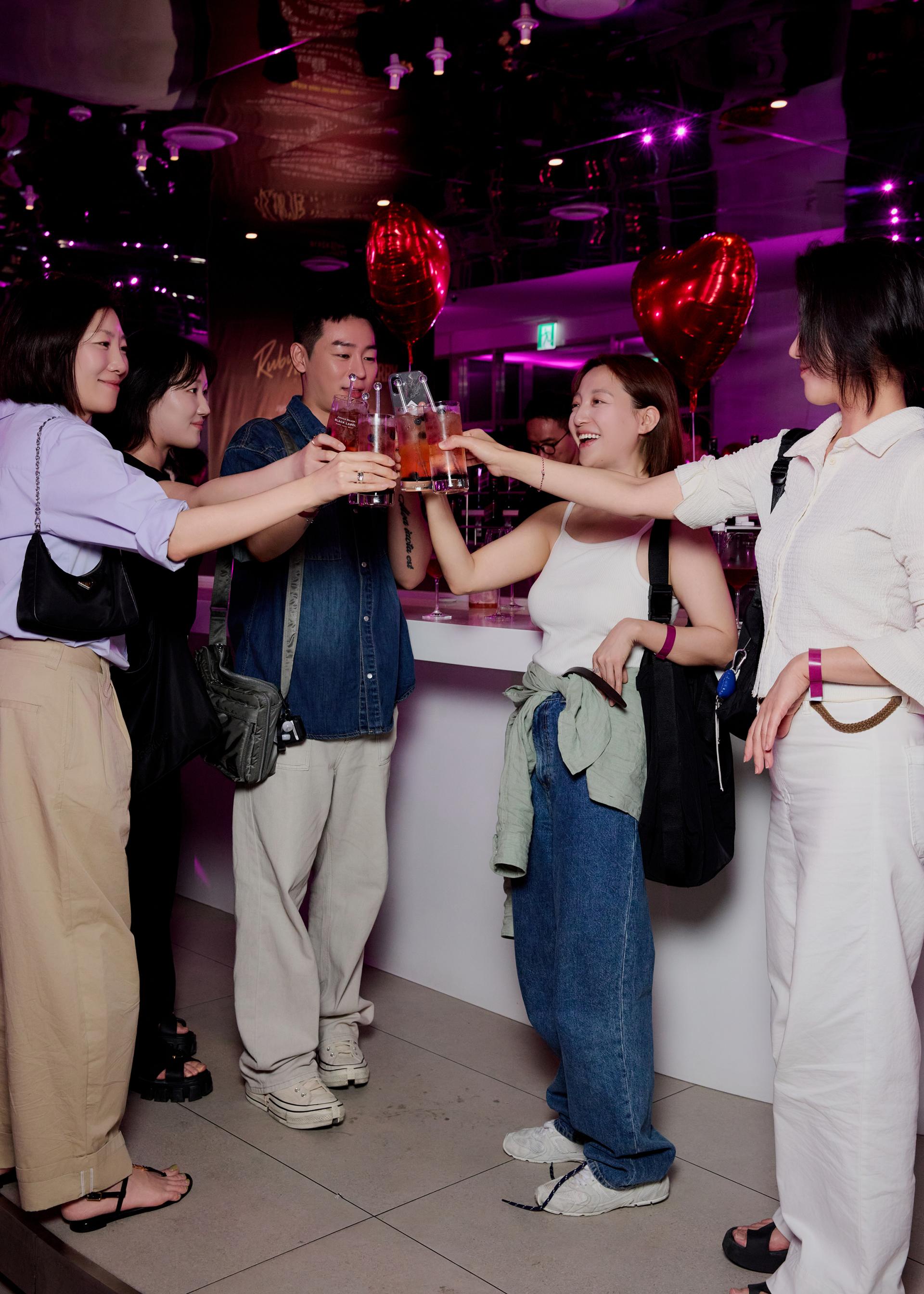 798ae1d9000ff.jpg