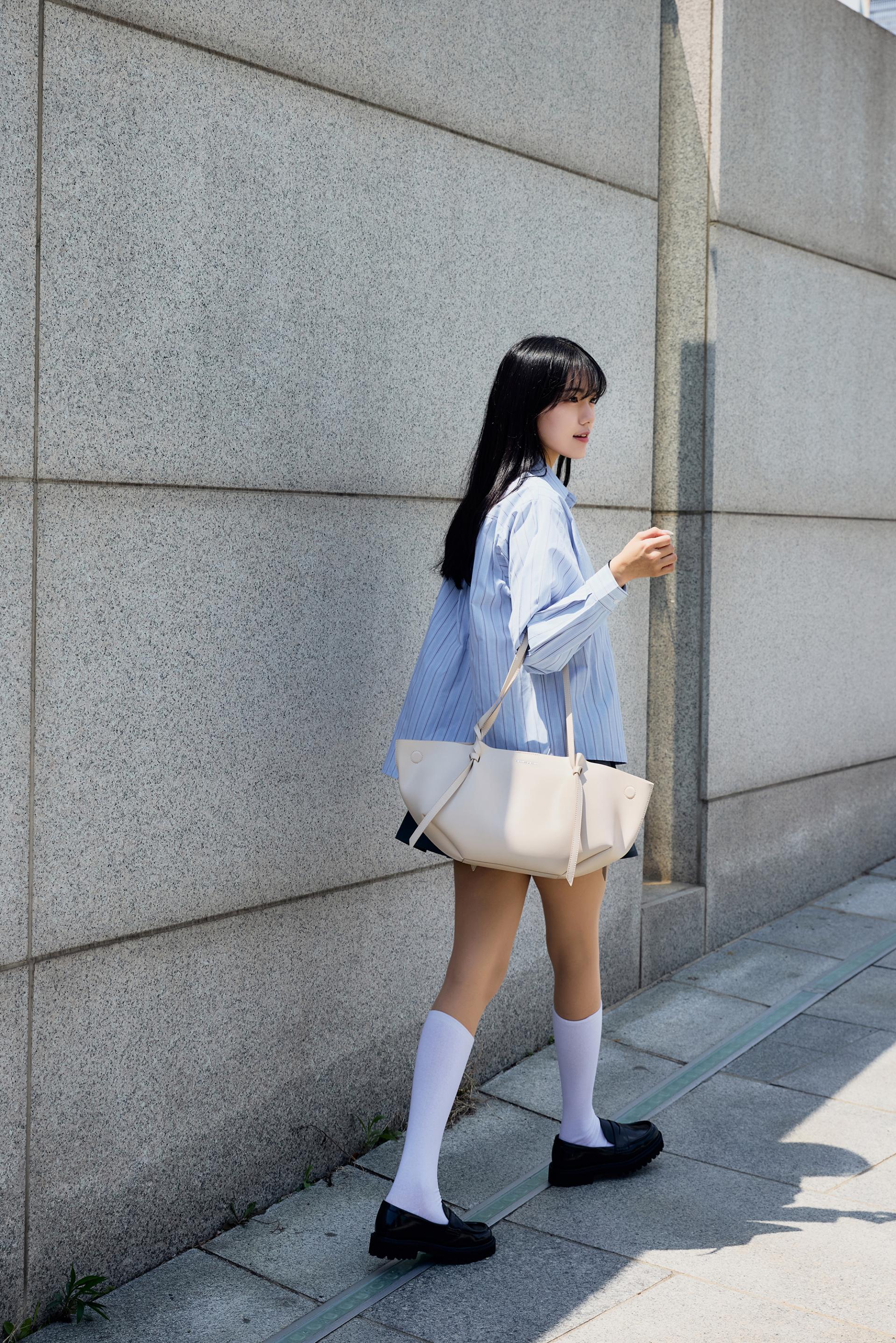 992ab3a7561ec.jpg