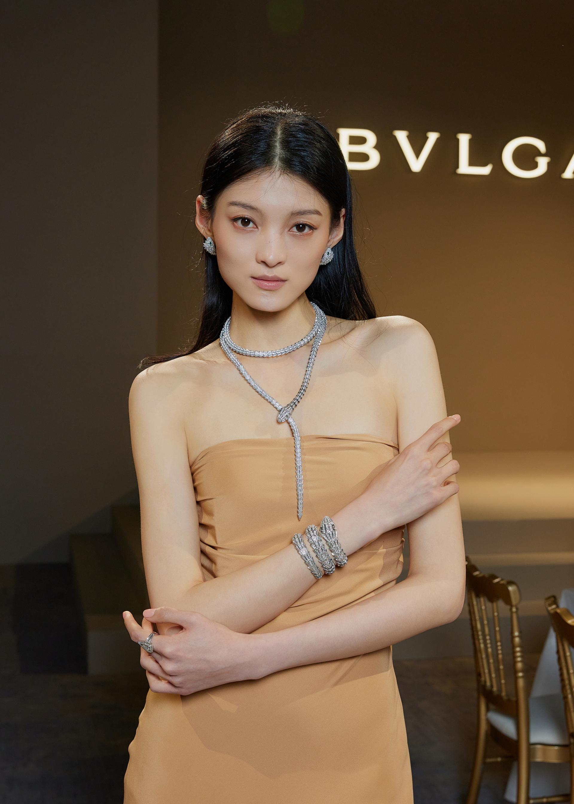 b61300a76e4f7.jpg