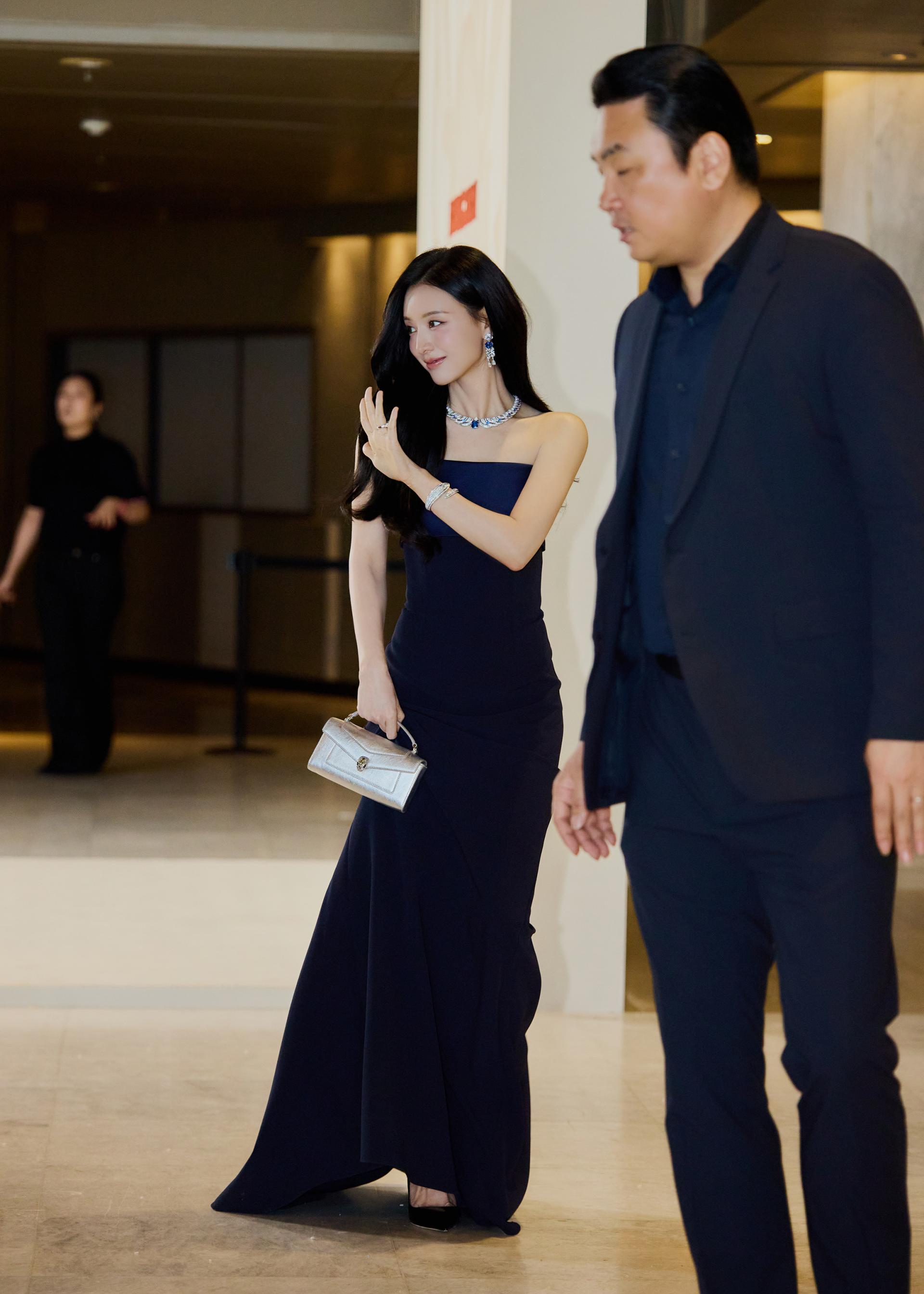 c76649f2fae9a.jpg