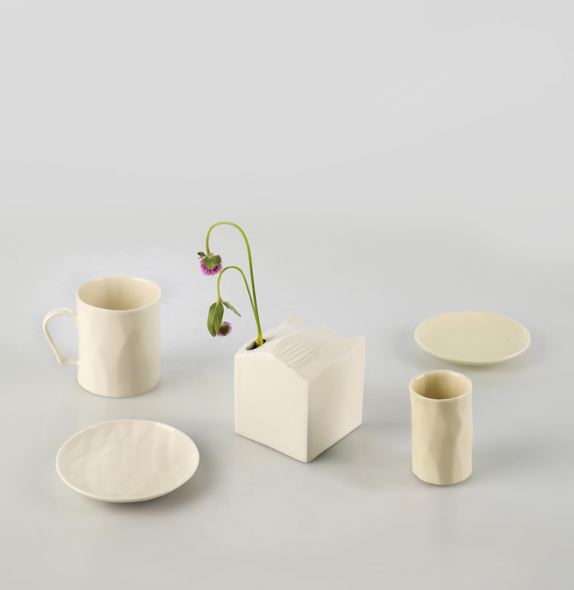 Billow Vase B