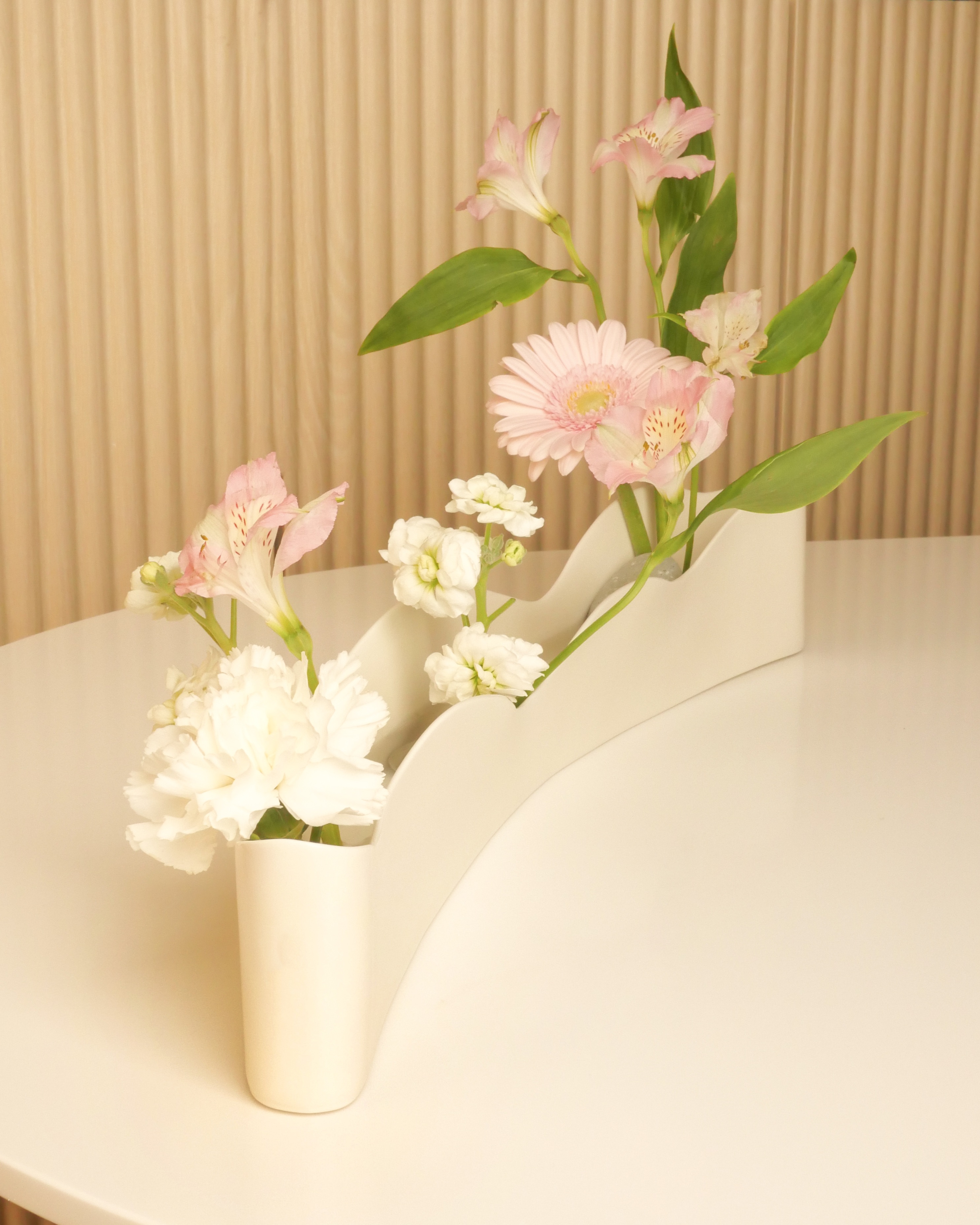 Flow R Vase