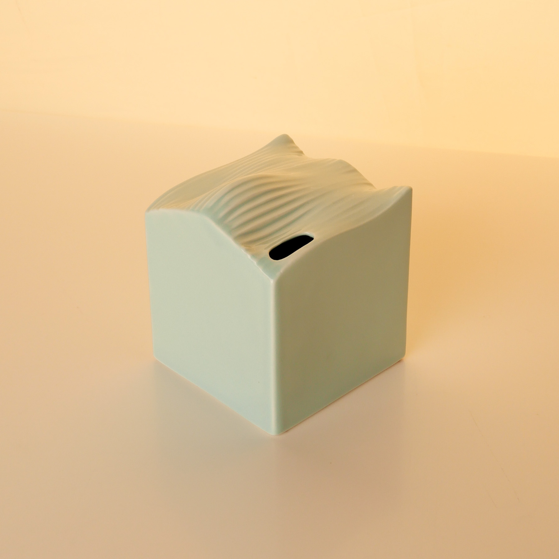Billow Vase B