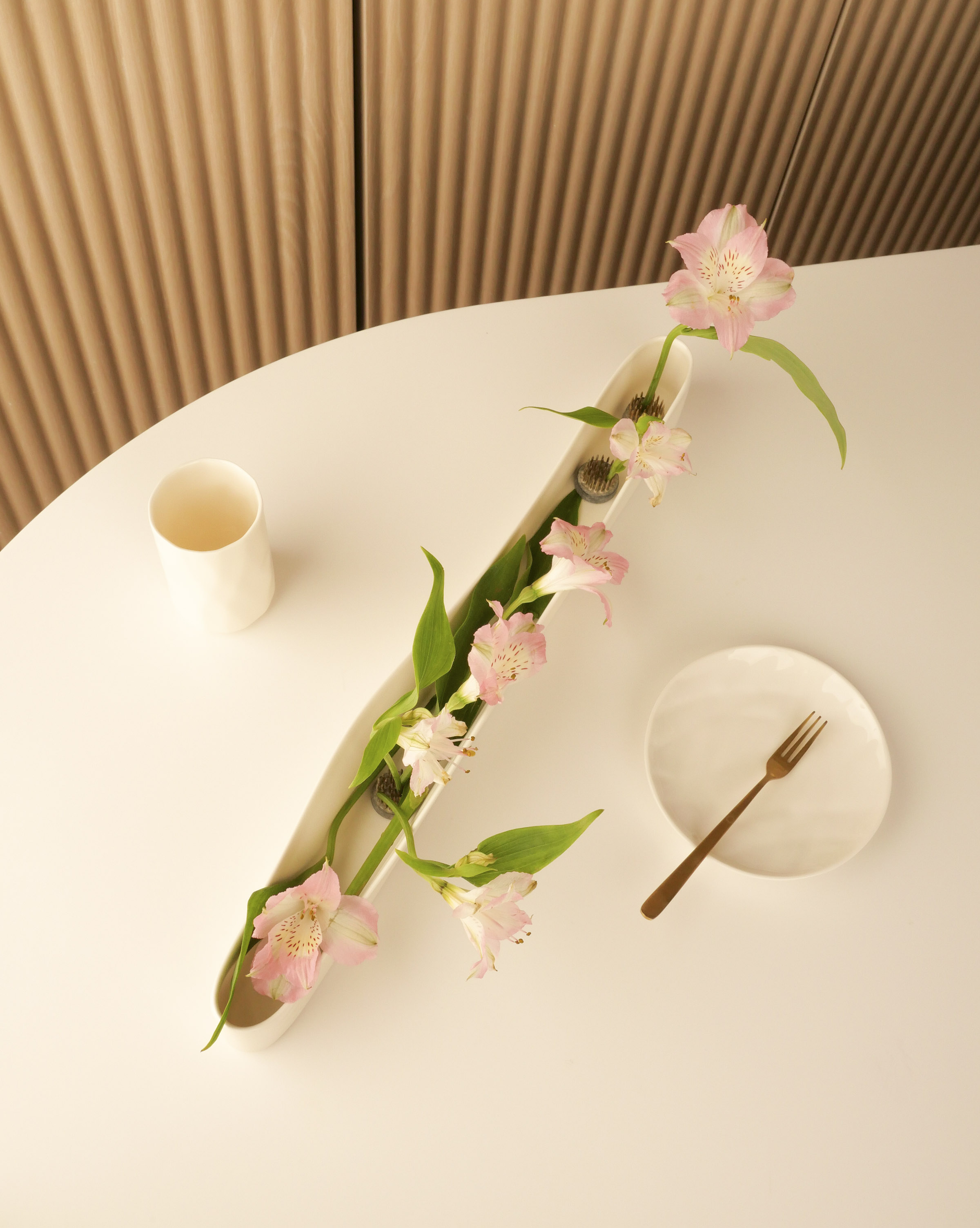 Wave Vase L