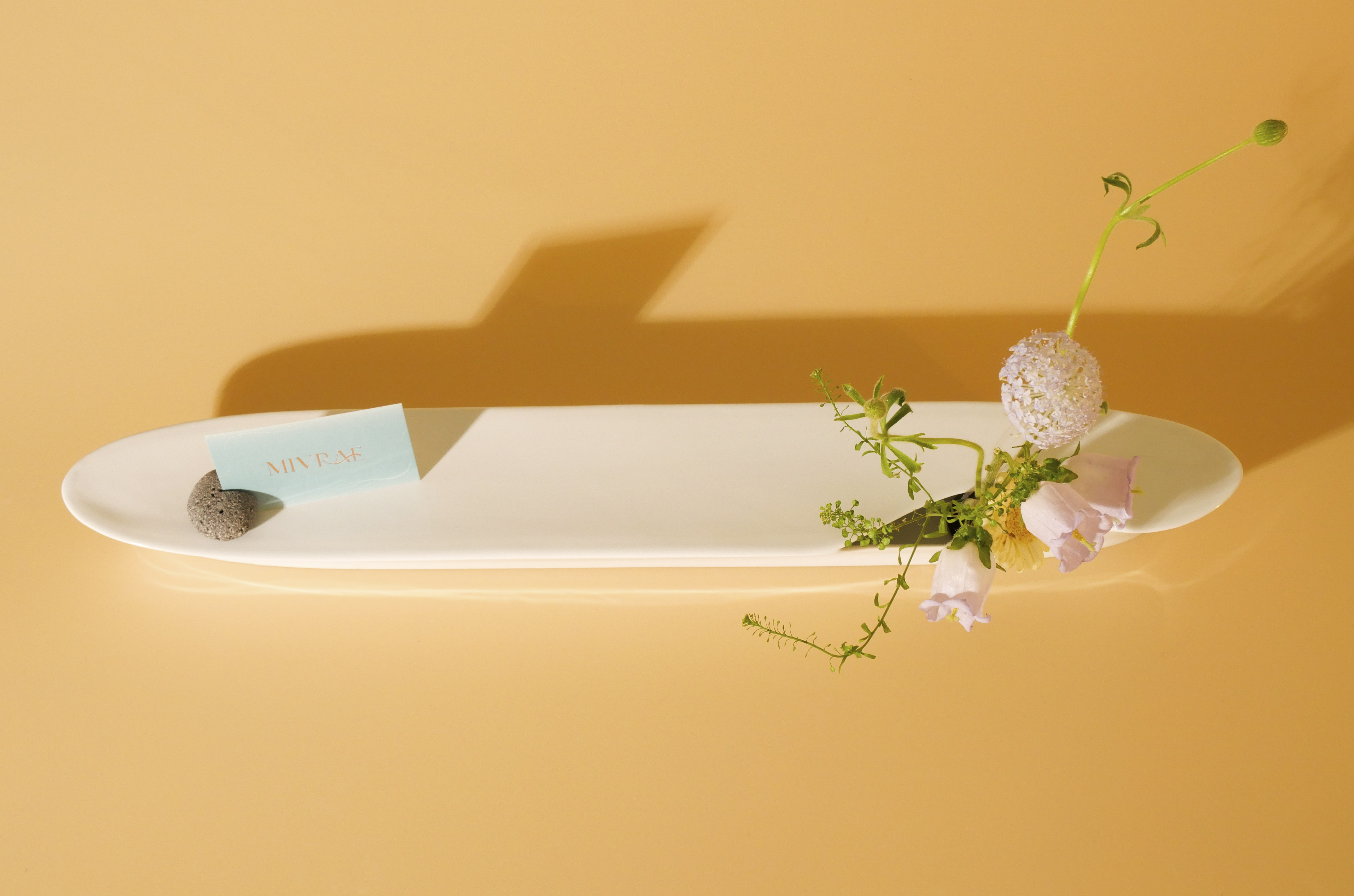 Pond D Vase & Centerpiece Plate