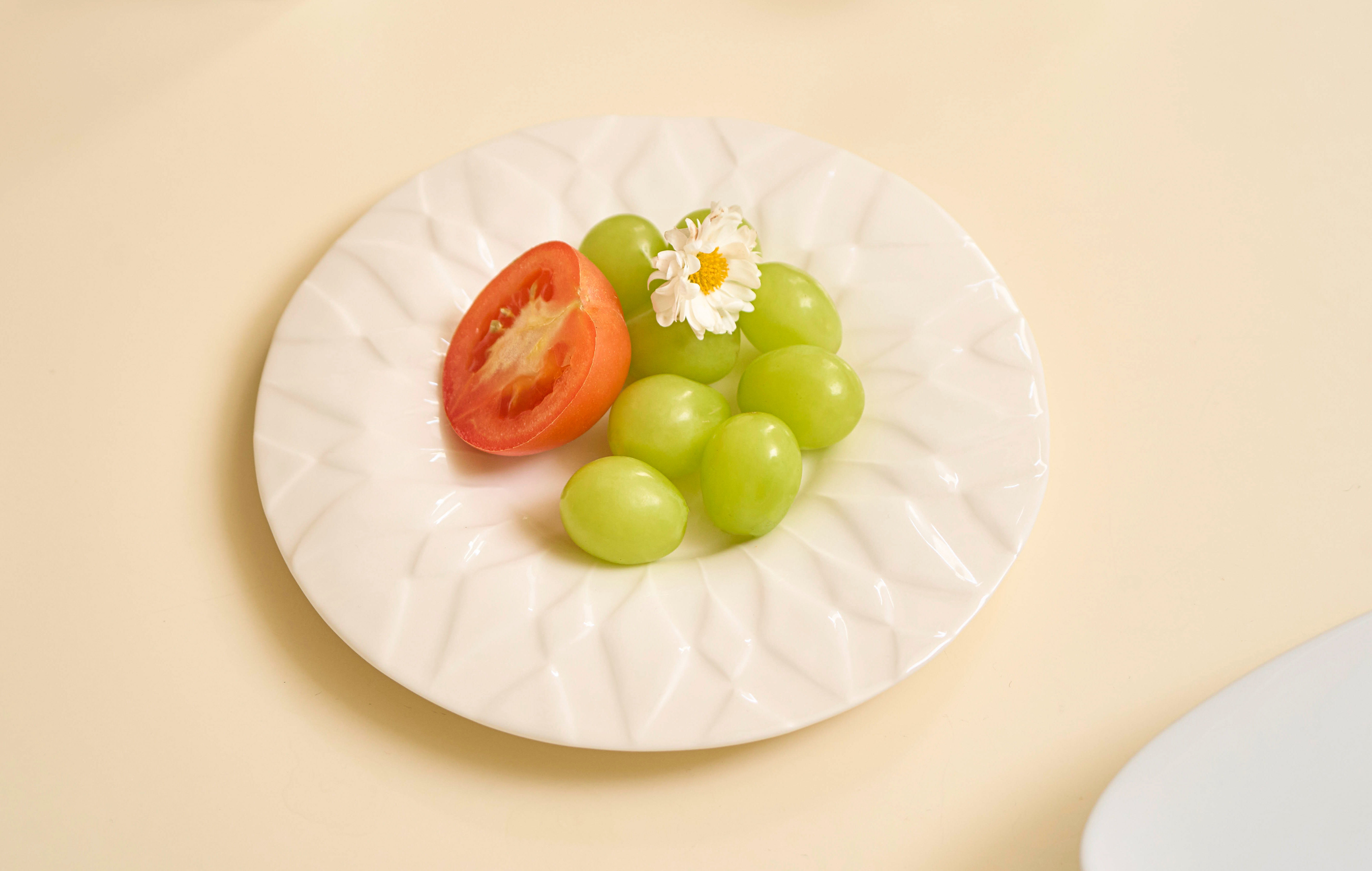 Wavelet Plate L / 윤슬 플레이트 L (라떼 잔받침)