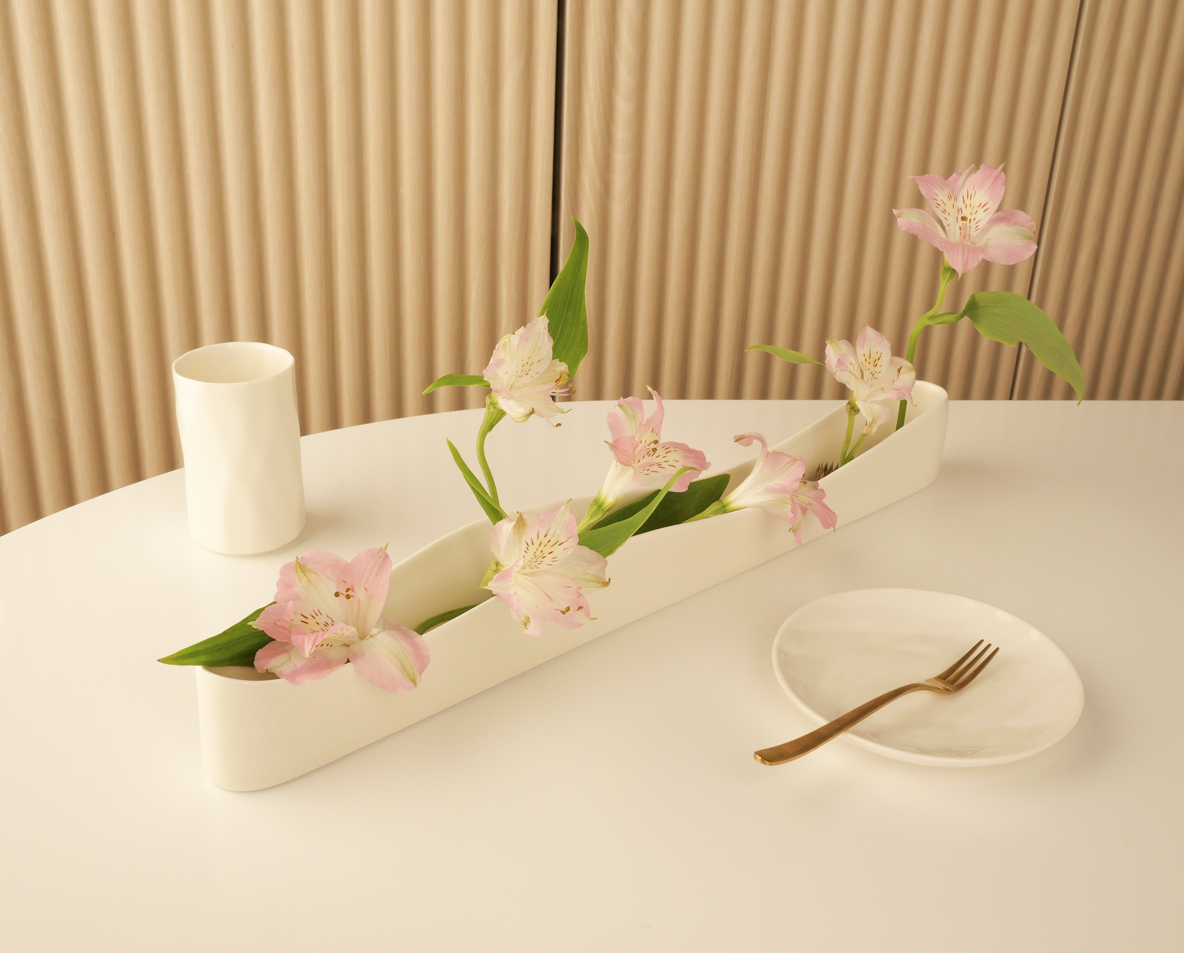 Wave Vase L
