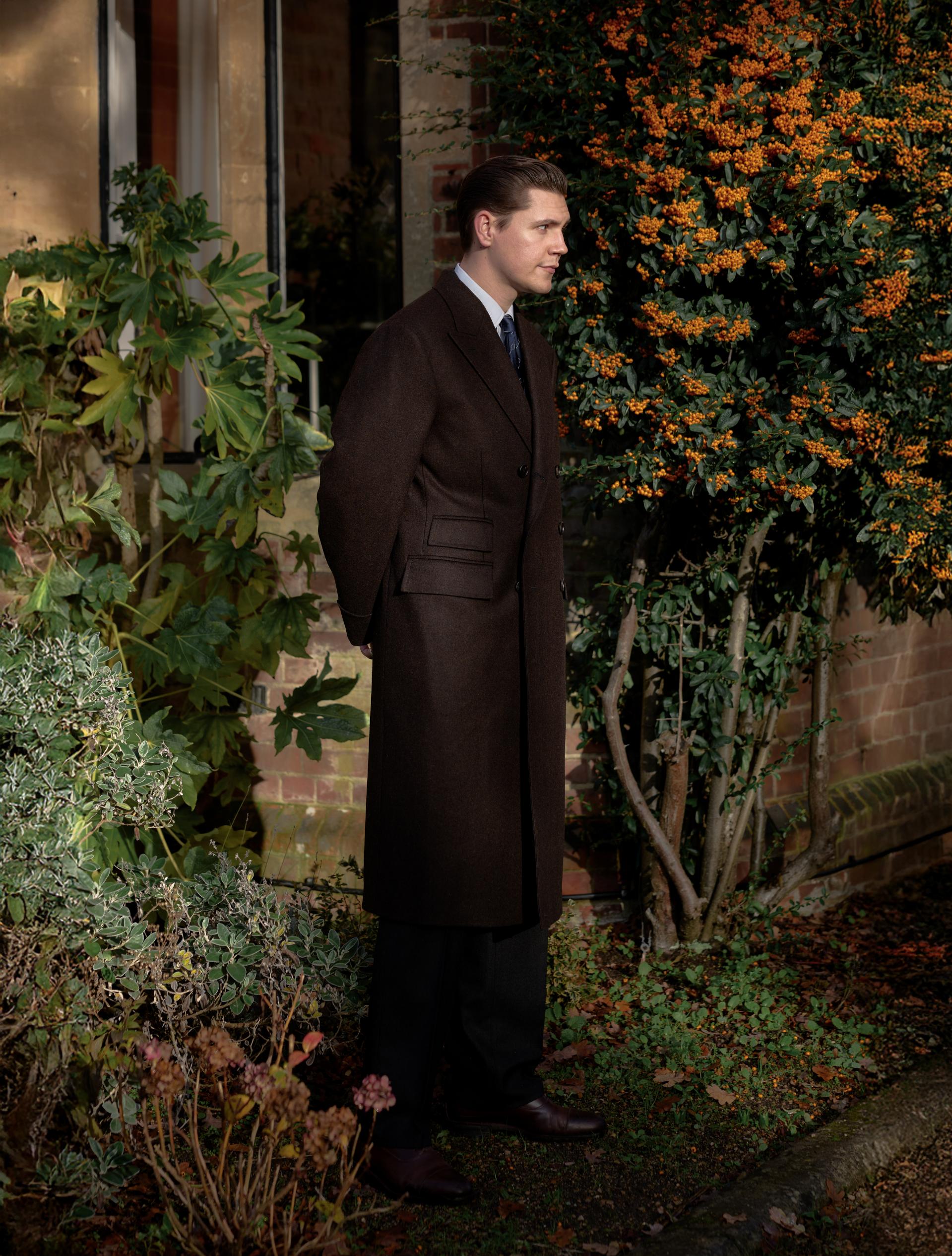 Guard Coat - Chestnut (tweed shetland wool)