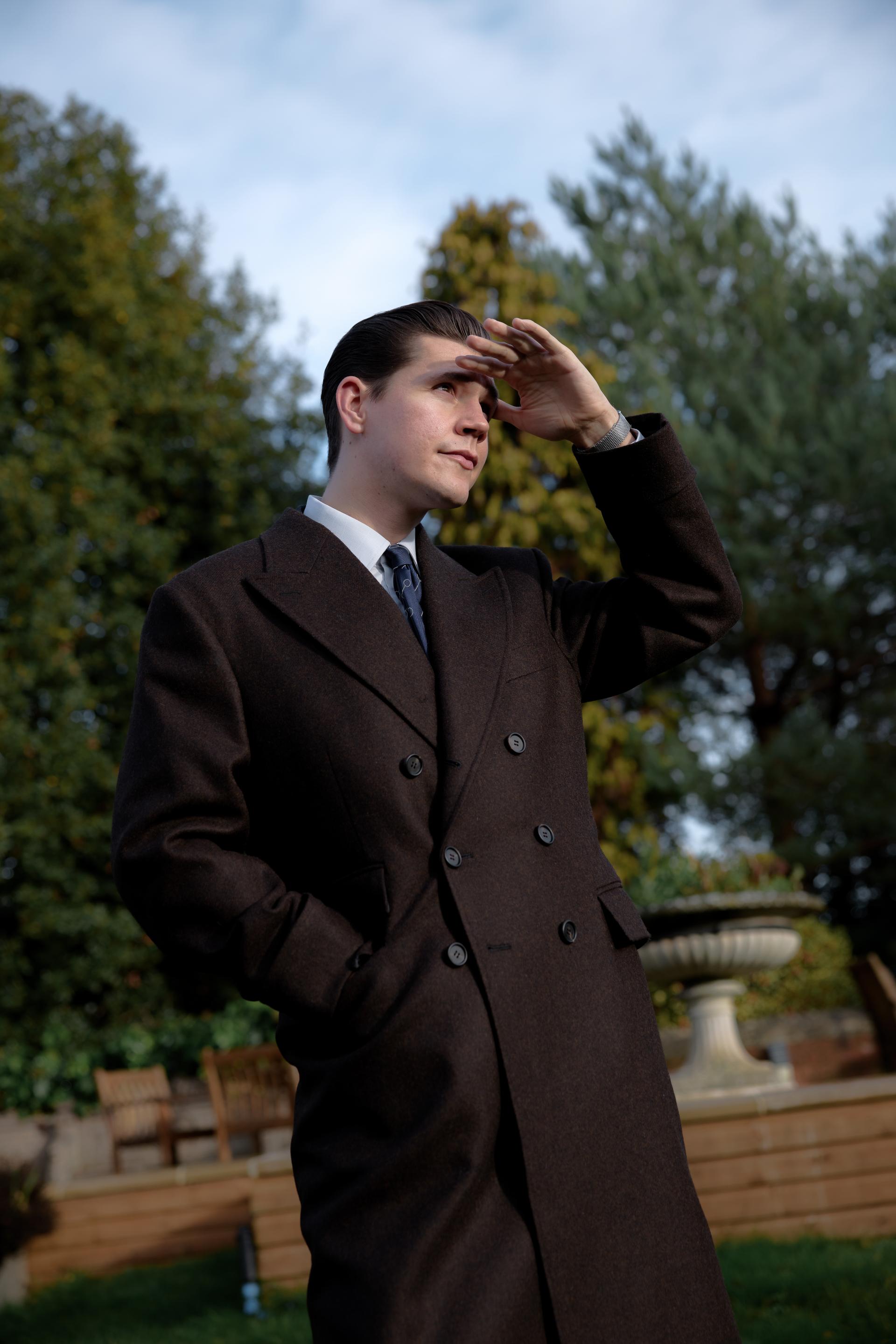 Guard Coat - Chestnut (tweed shetland wool)