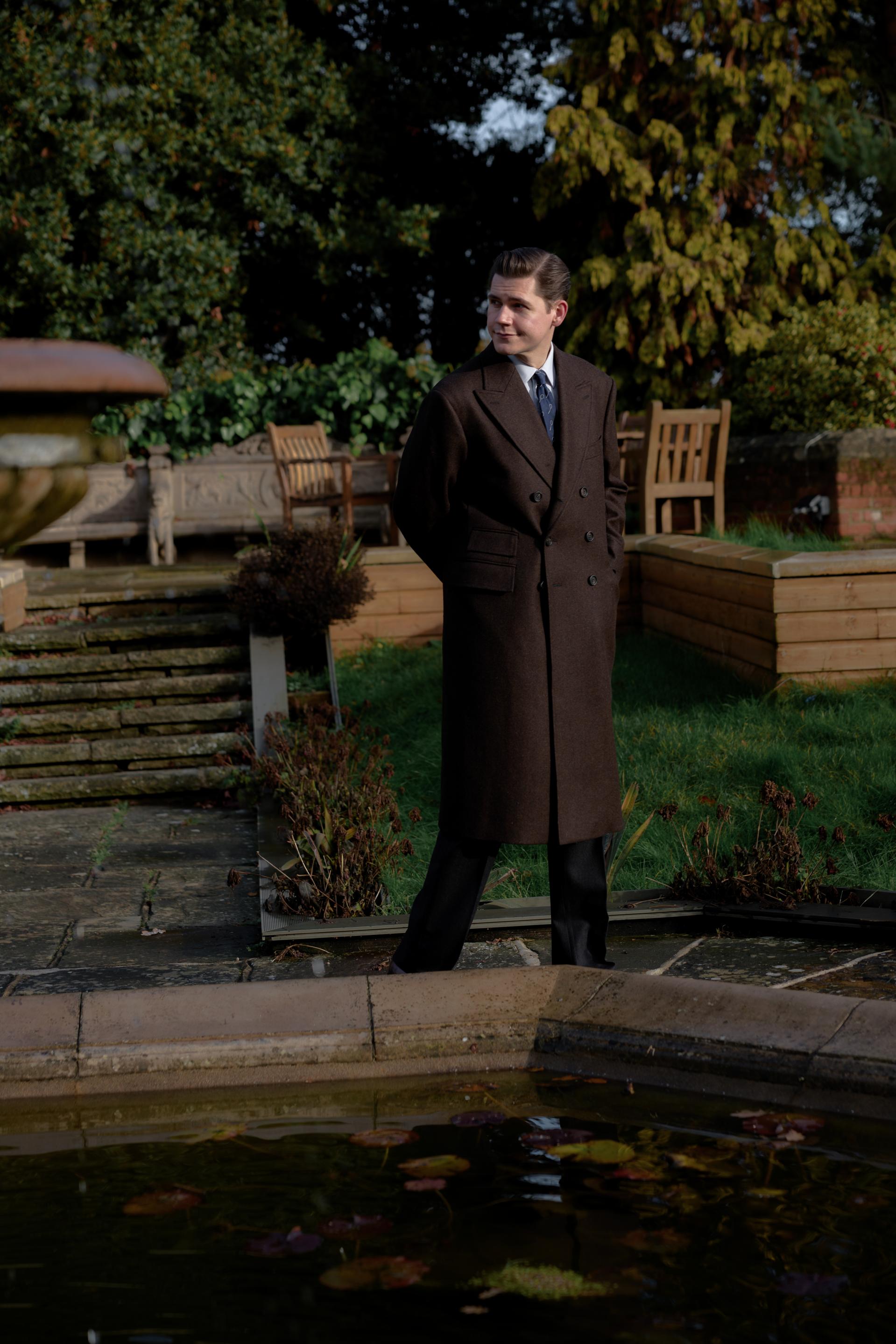 Guard Coat - Chestnut (tweed shetland wool)