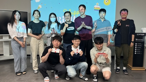 자유 복장 (Casual Attire)