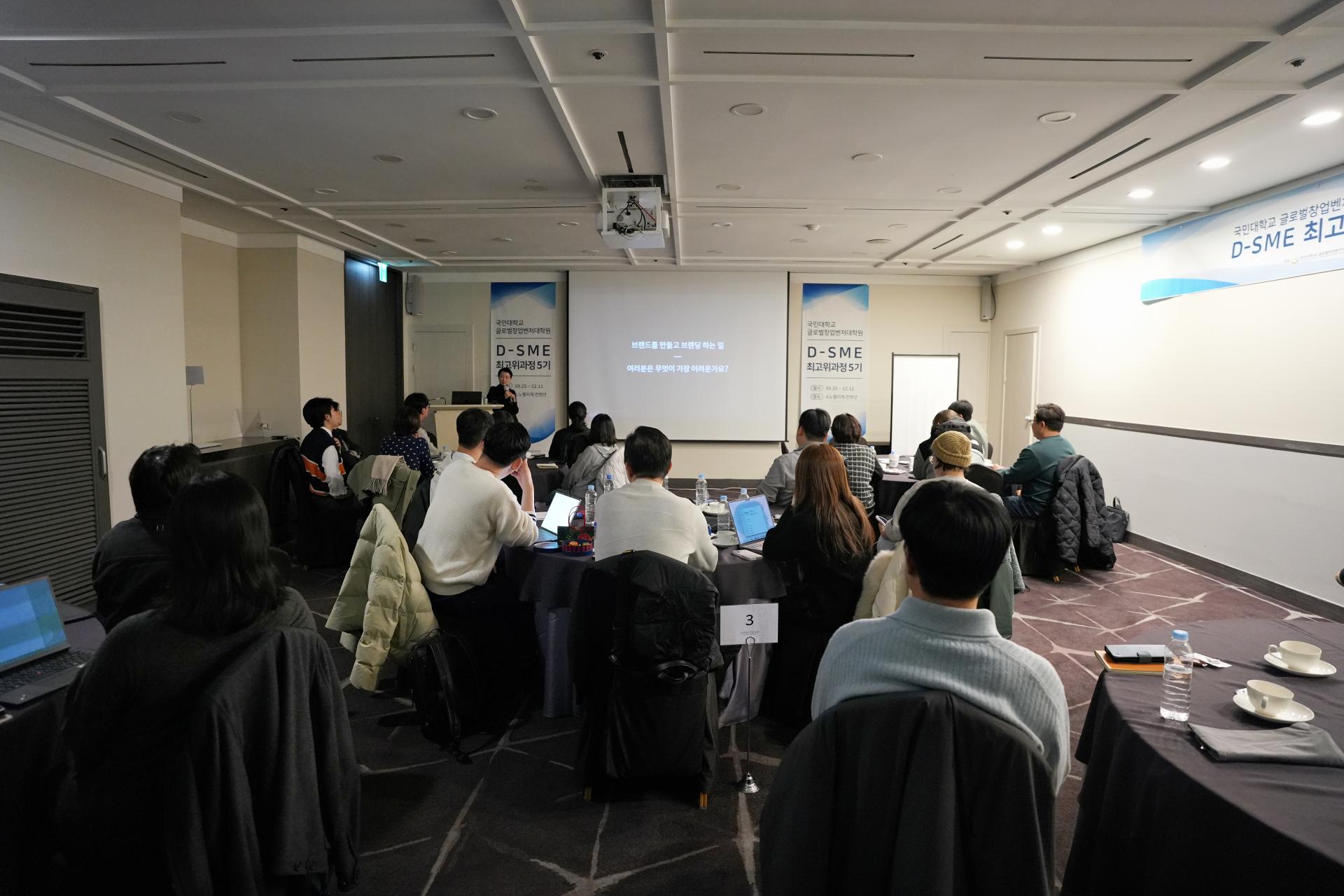 14307984e457f.jpg