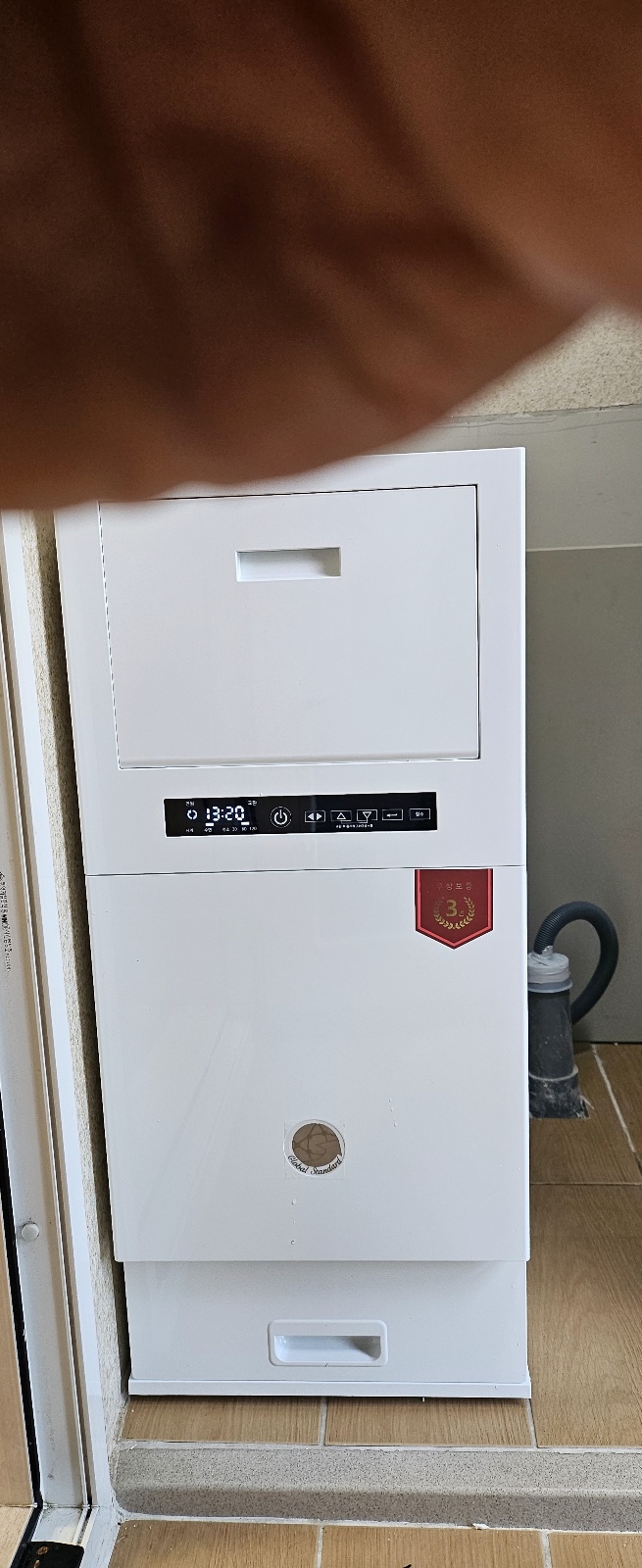 ef16471f59bc6.jpg