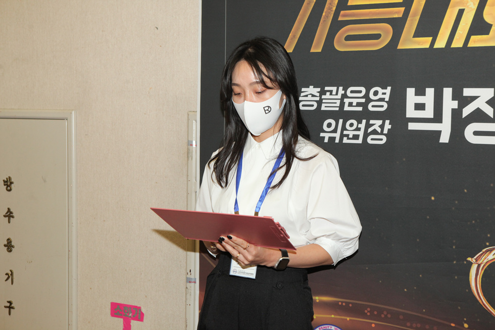 7983be6419fe6.jpg