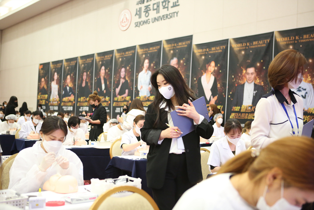 aa54150aa64fb.jpg