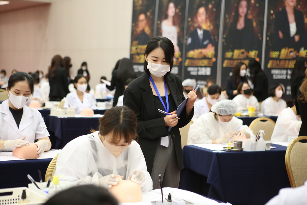 d2c05acd2a709.jpg