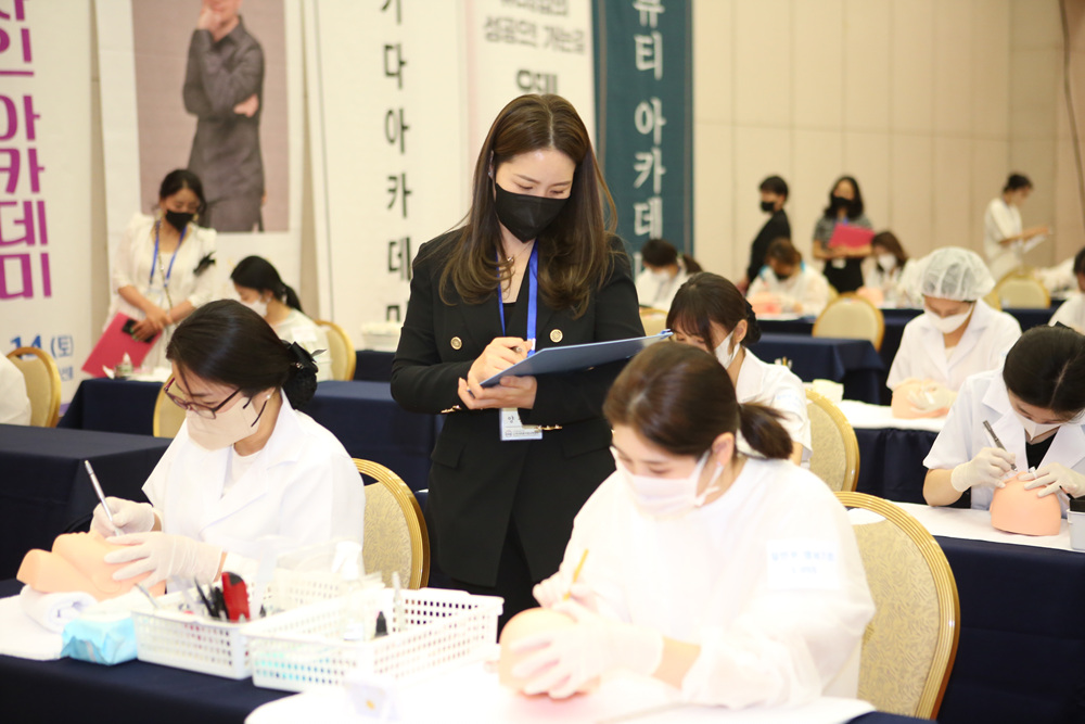 d5ae358299834.jpg