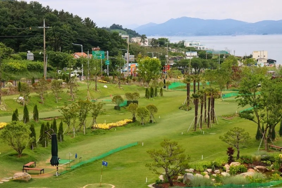 [파크골프] 사천 모충파크골프장(27홀)+코끼리바위+풍차 청널전망대+대방진굴