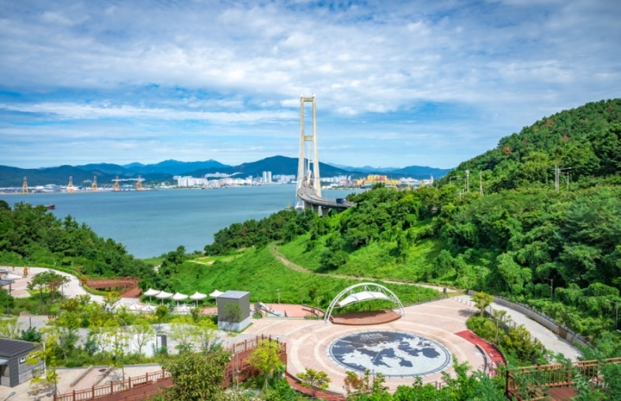 여수세계섬박람회+큰끝등대 비경+바다를 품은 용월사+이순신대교 전망대+해양수산과학관