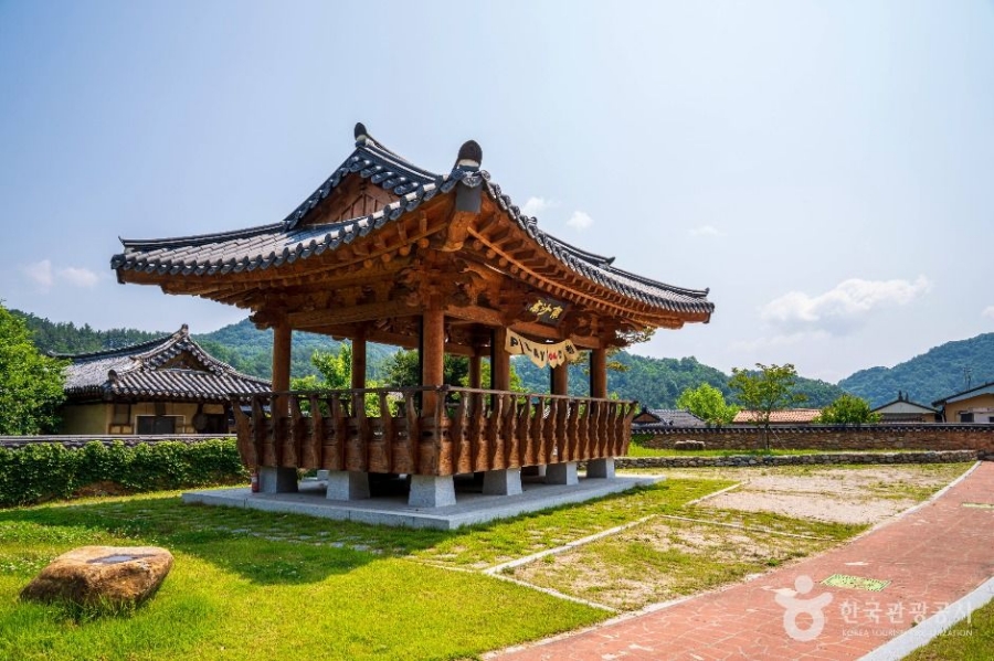 합천 황매산 철쭉제+핫들생태공원 작약+전 구형왕릉+성철스님 생가 터 겁외사+남사예담촌