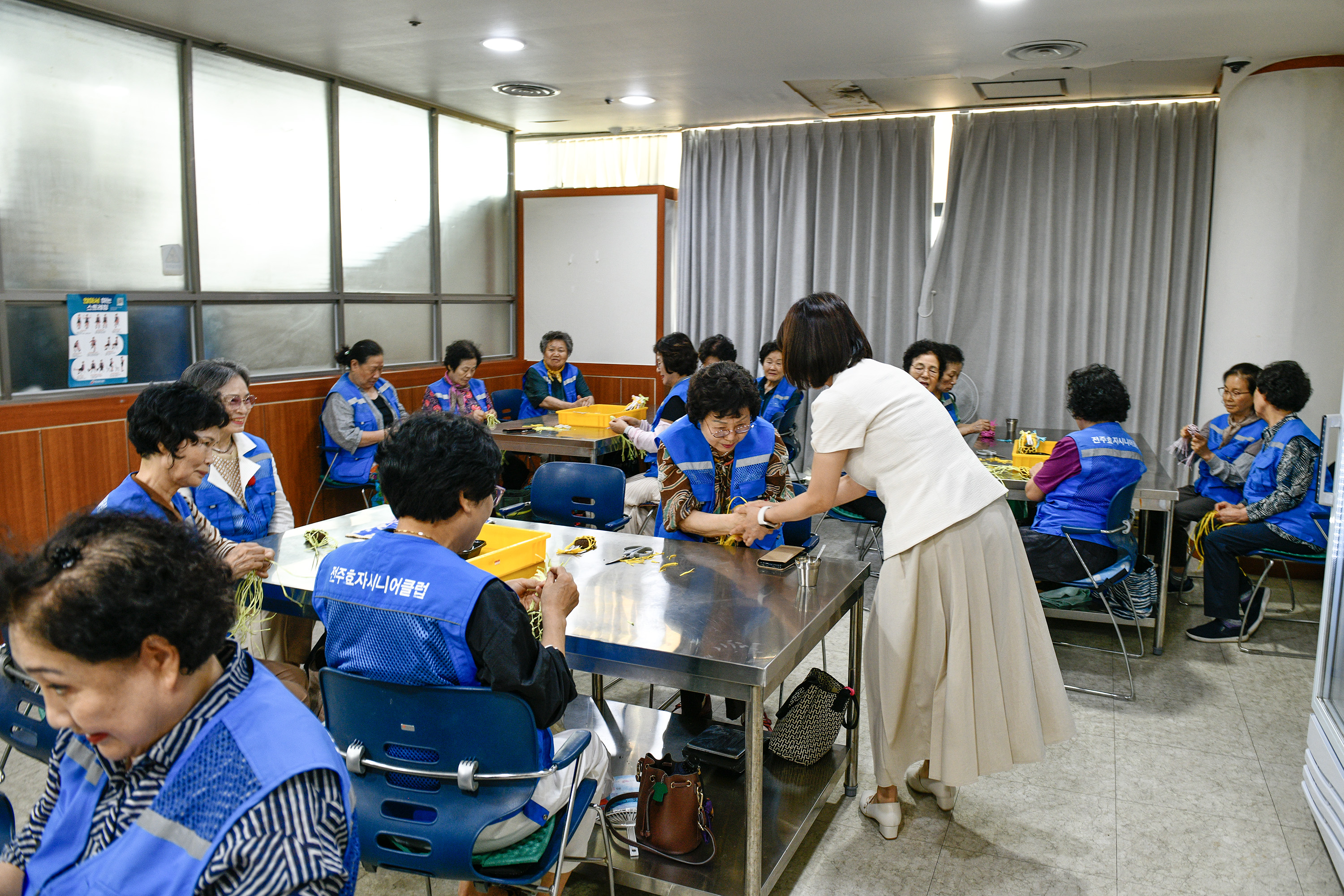 b7ed2f411d568.jpg