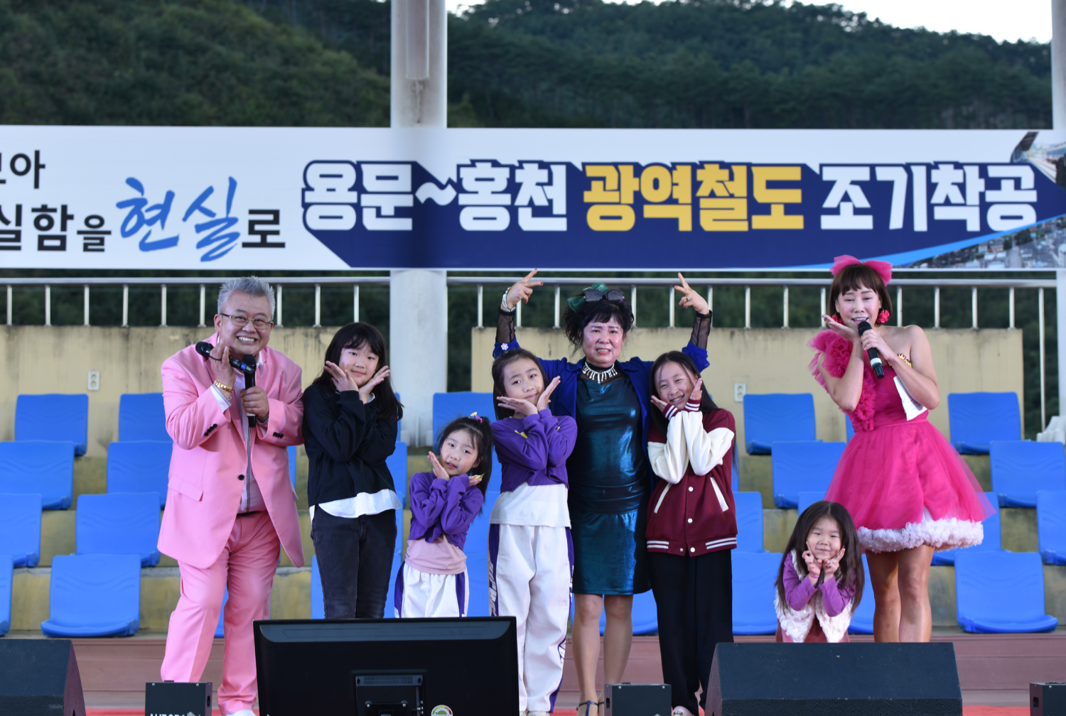 관광객도 코인 노래자랑