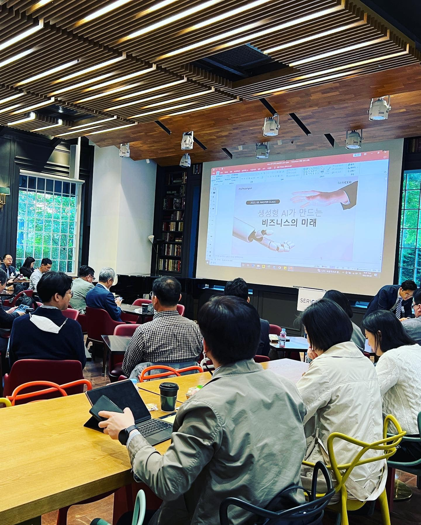 2d9fa9dc9a564.png