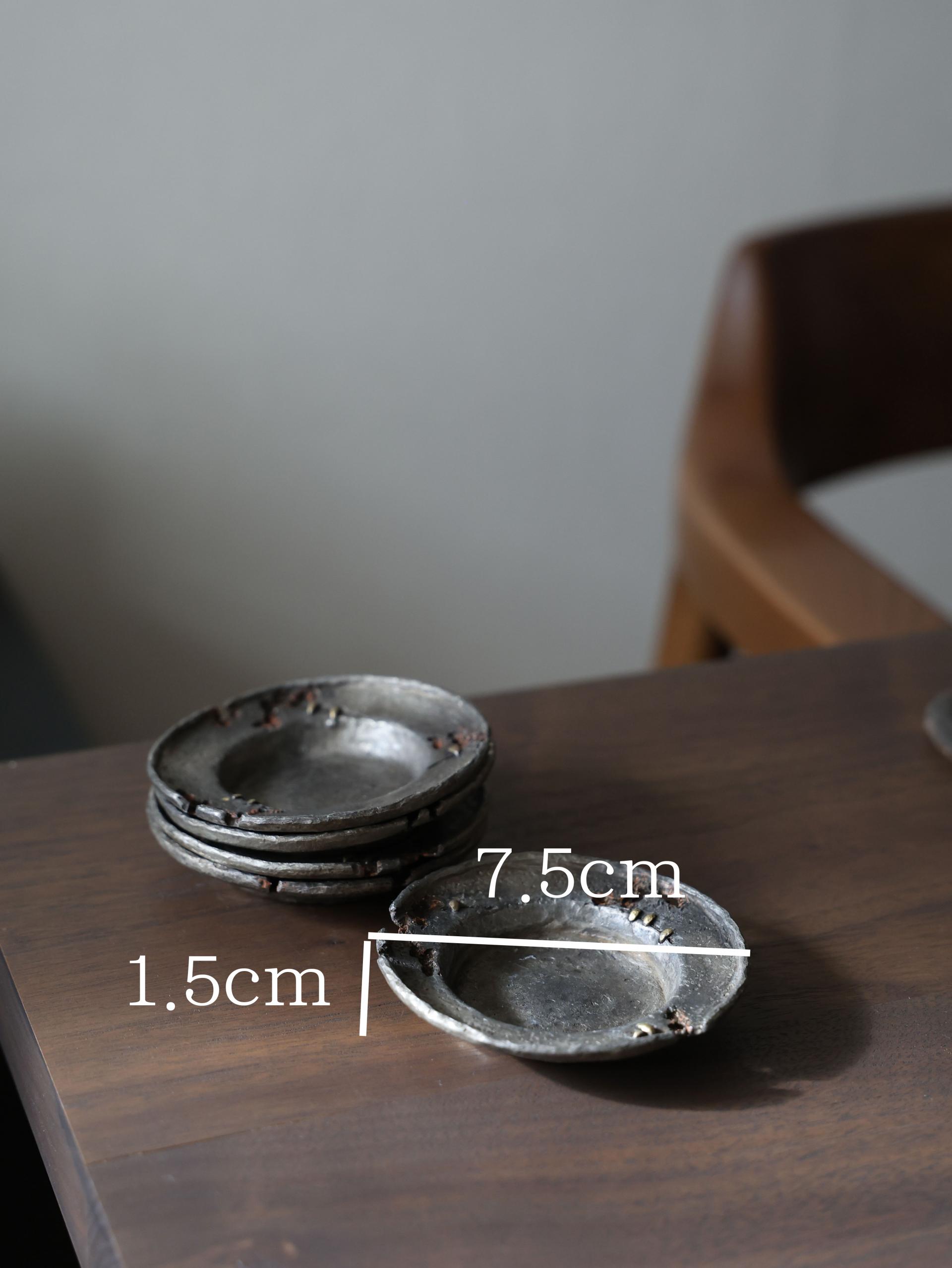 [신작] 골동느낌 낮은굽 원형 잔받침 (낱개판매)