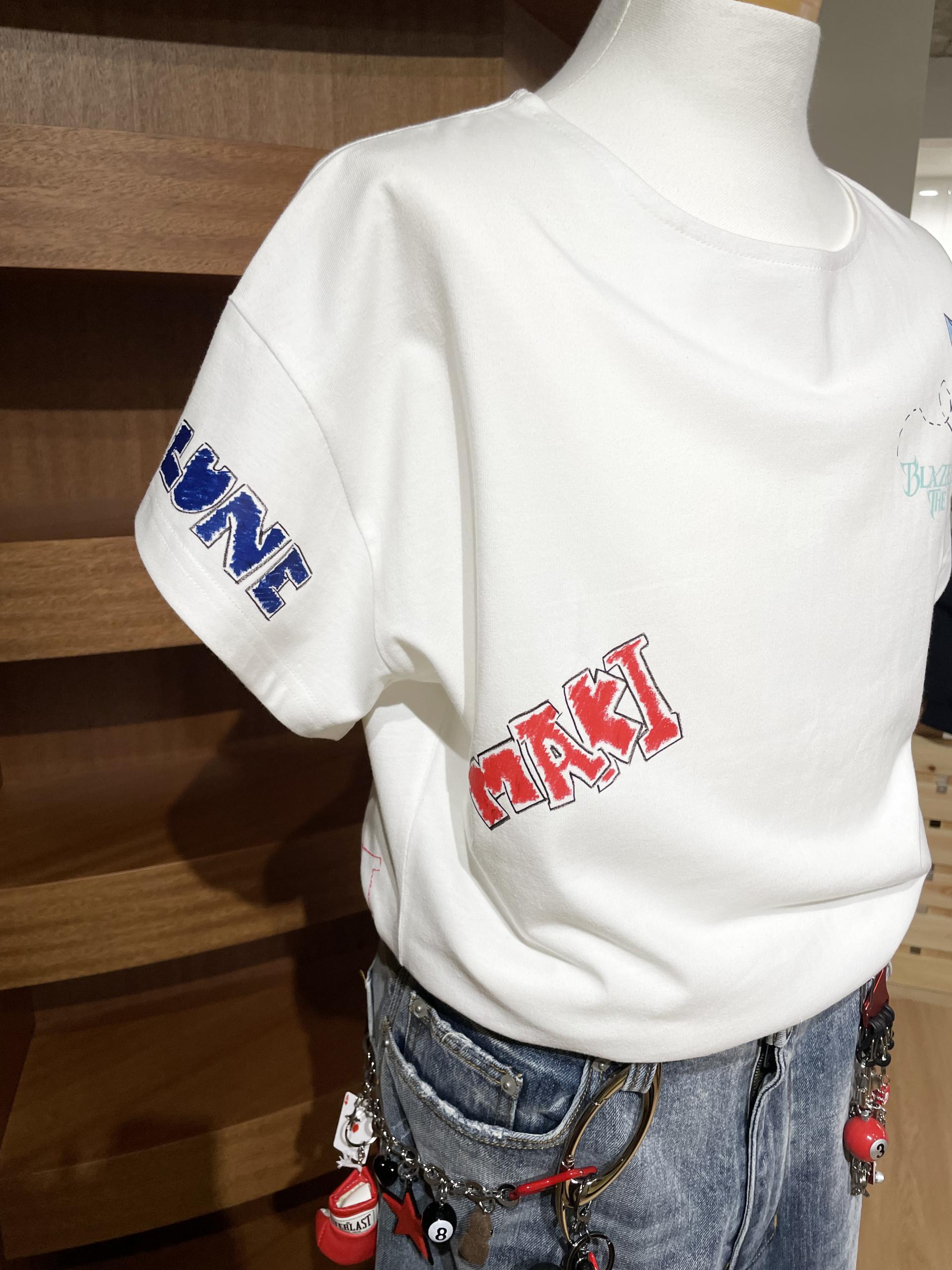 앤팀_티셔츠+바지_0001_마키_티.jpg