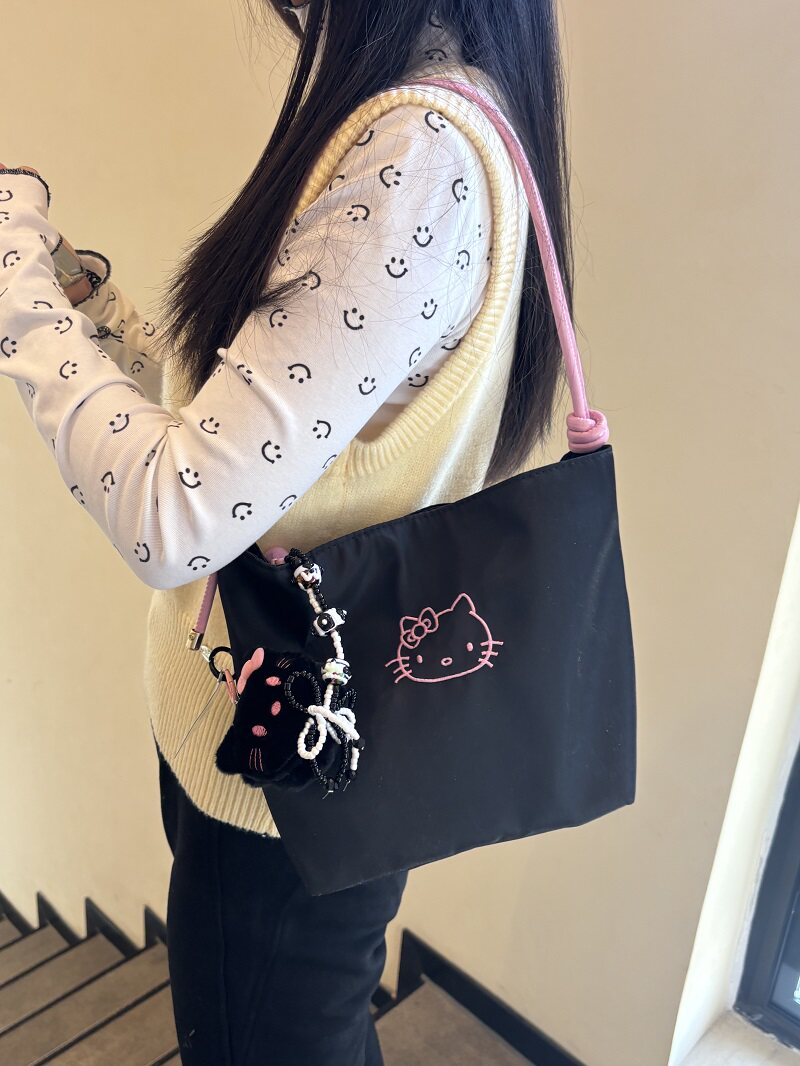 헬로키티 helloKitty 미니 숄더백 토드백 (블랙)