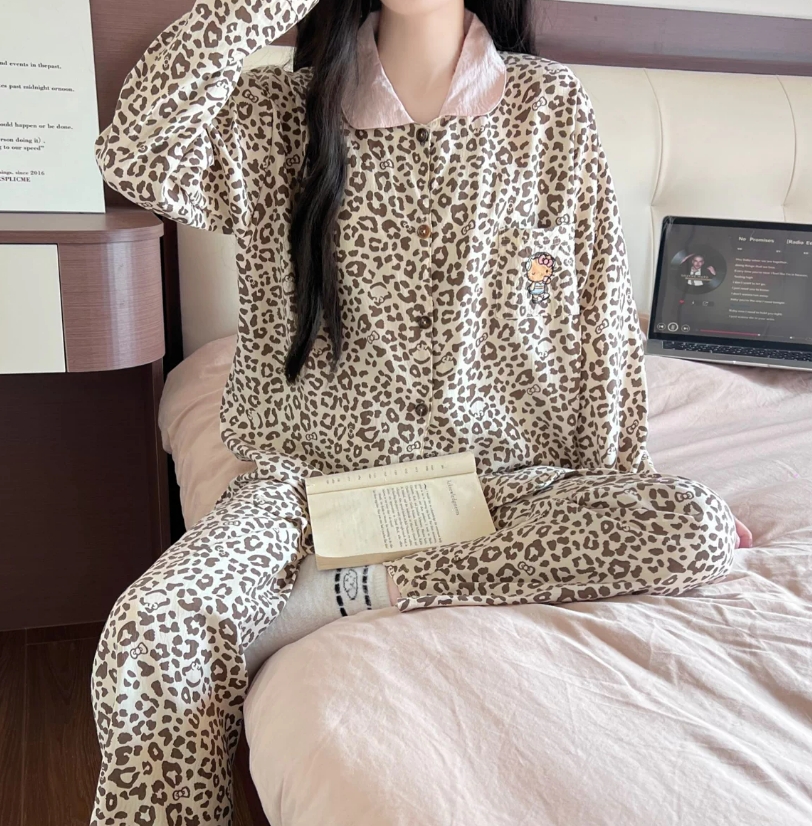 헬로키티 레오파드 클라우드 코튼 긴팔 잠옷 (브라운) 봄 가을 촉감좋은 파자마