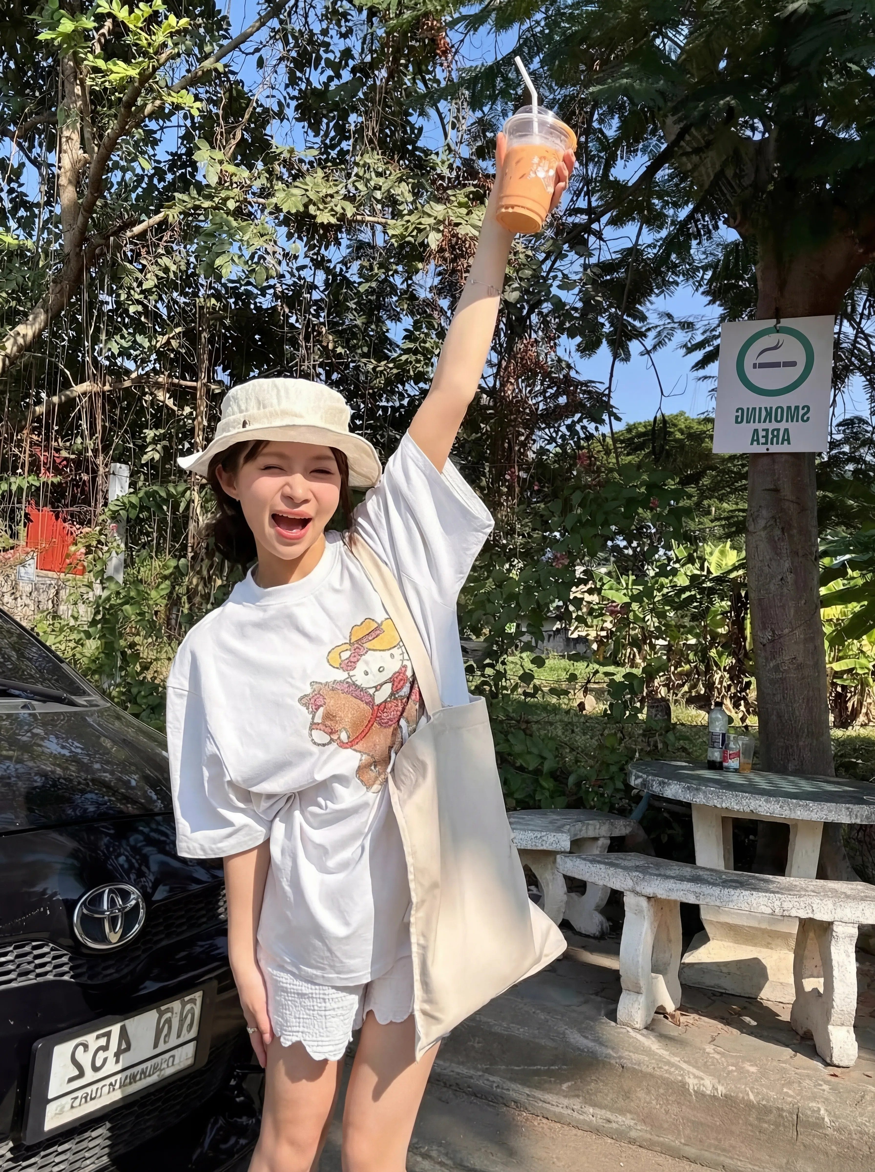 카우보이 키티 순면 반팔 (화이트) 캐릭터 빅사이즈 오버핏 여름 티셔츠