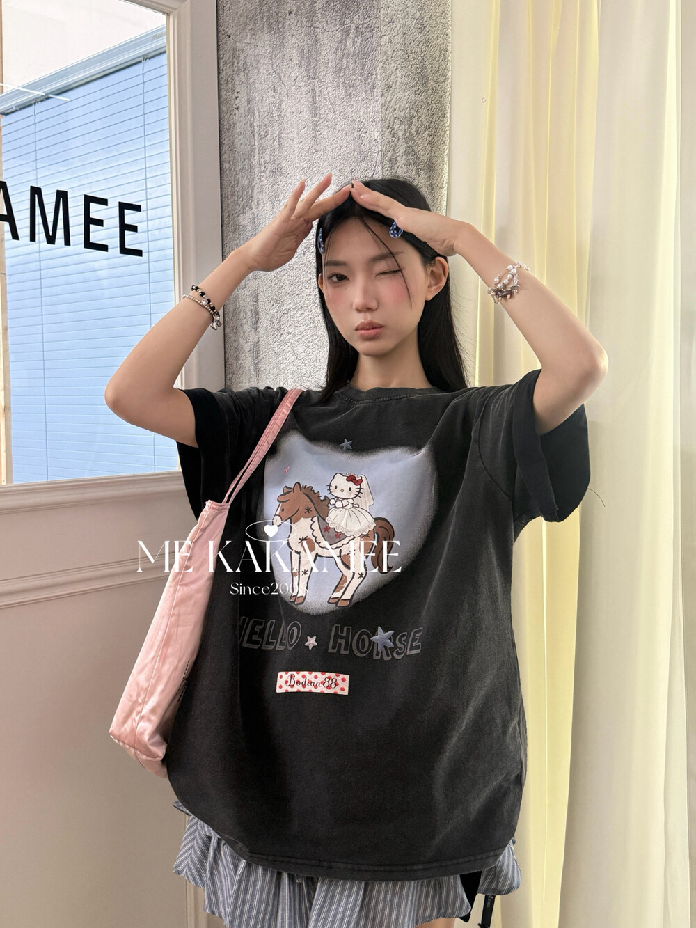 웨딩 키티 순면 반팔 (2컬러) 캐릭터 빅사이즈 오버핏 여름 티셔츠