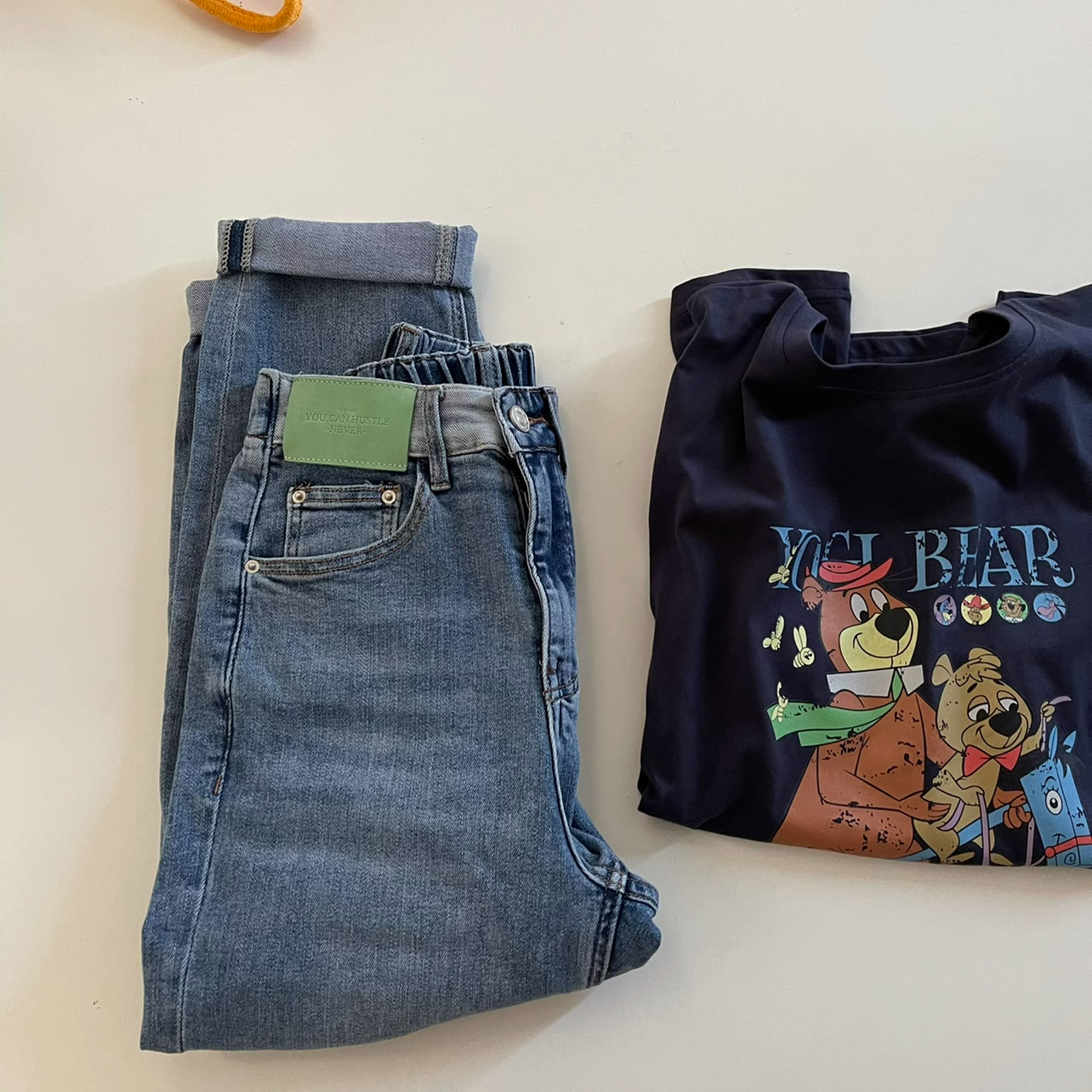 YOGI BEAR 요기 베어 곰돌이 순면 티셔츠 (네이베, 화이트) 레트로 반팔 티셔츠