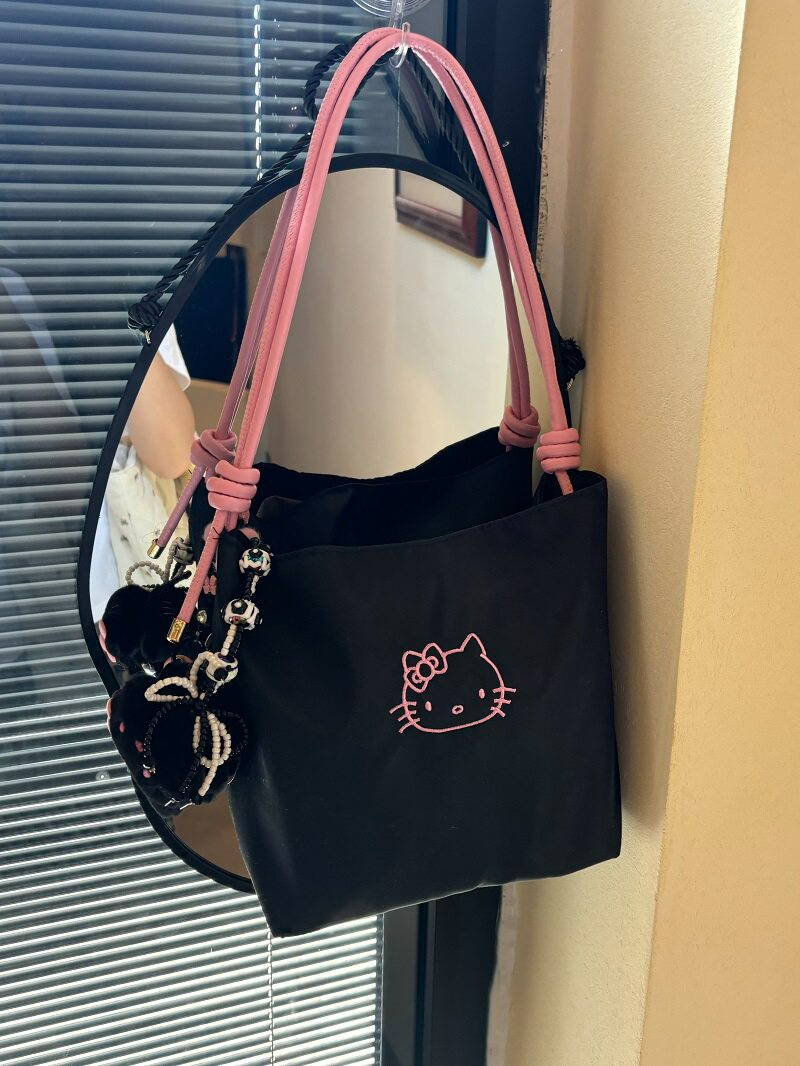 헬로키티 helloKitty 미니 숄더백 토드백 (블랙)