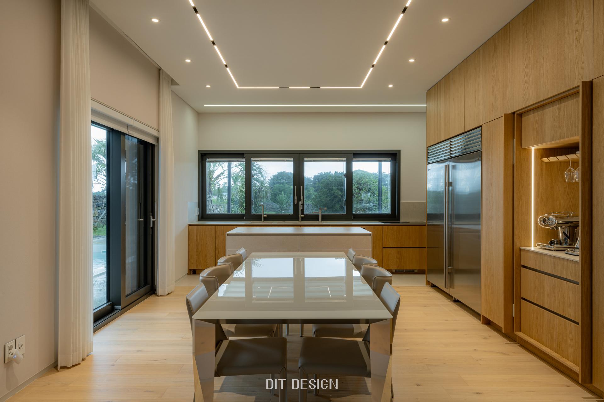 13c5b8009dbb3.jpg