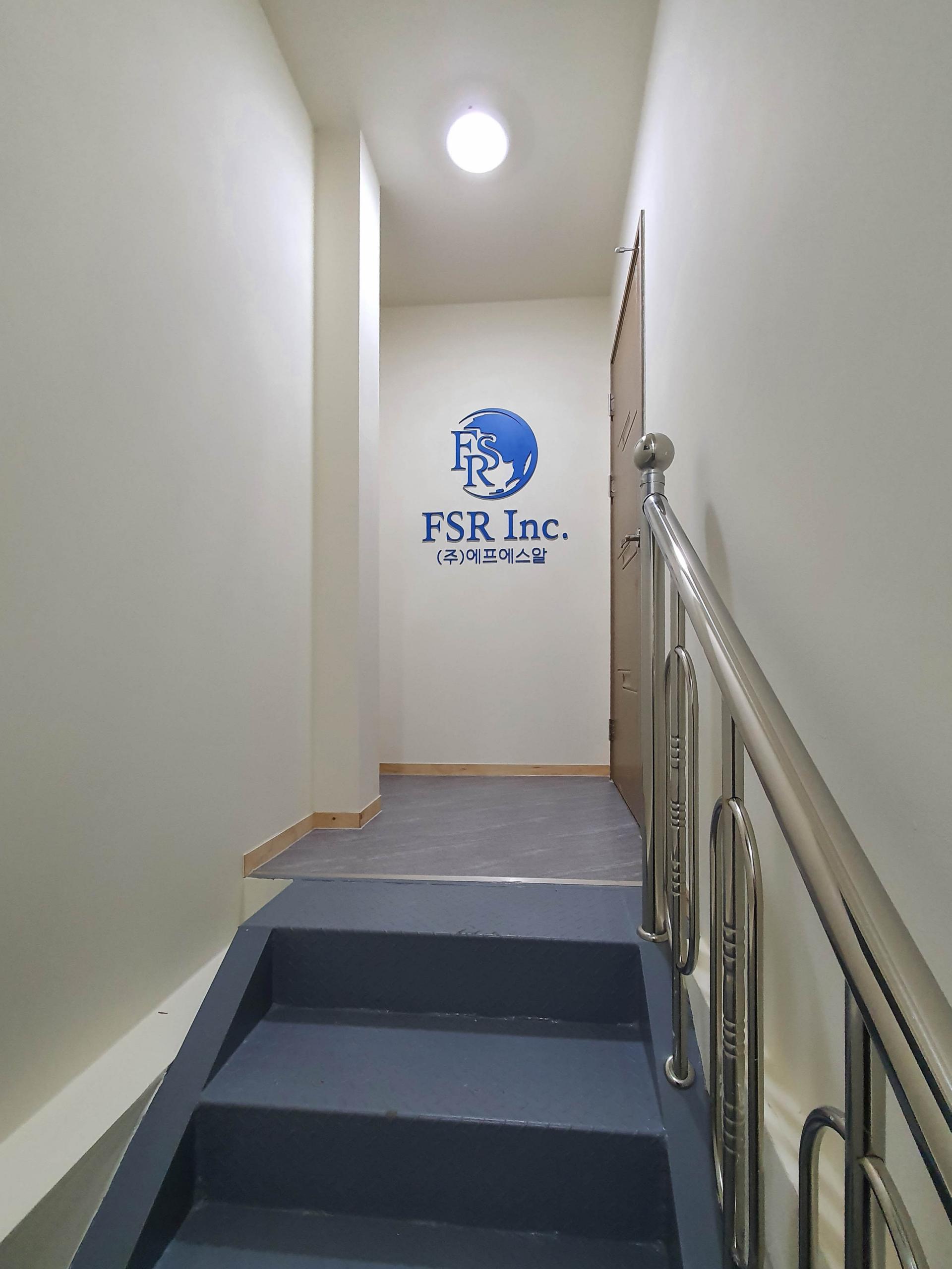 f316c8e44601e.jpg