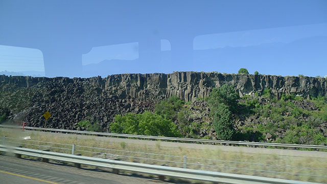 fe881144f511e.jpg