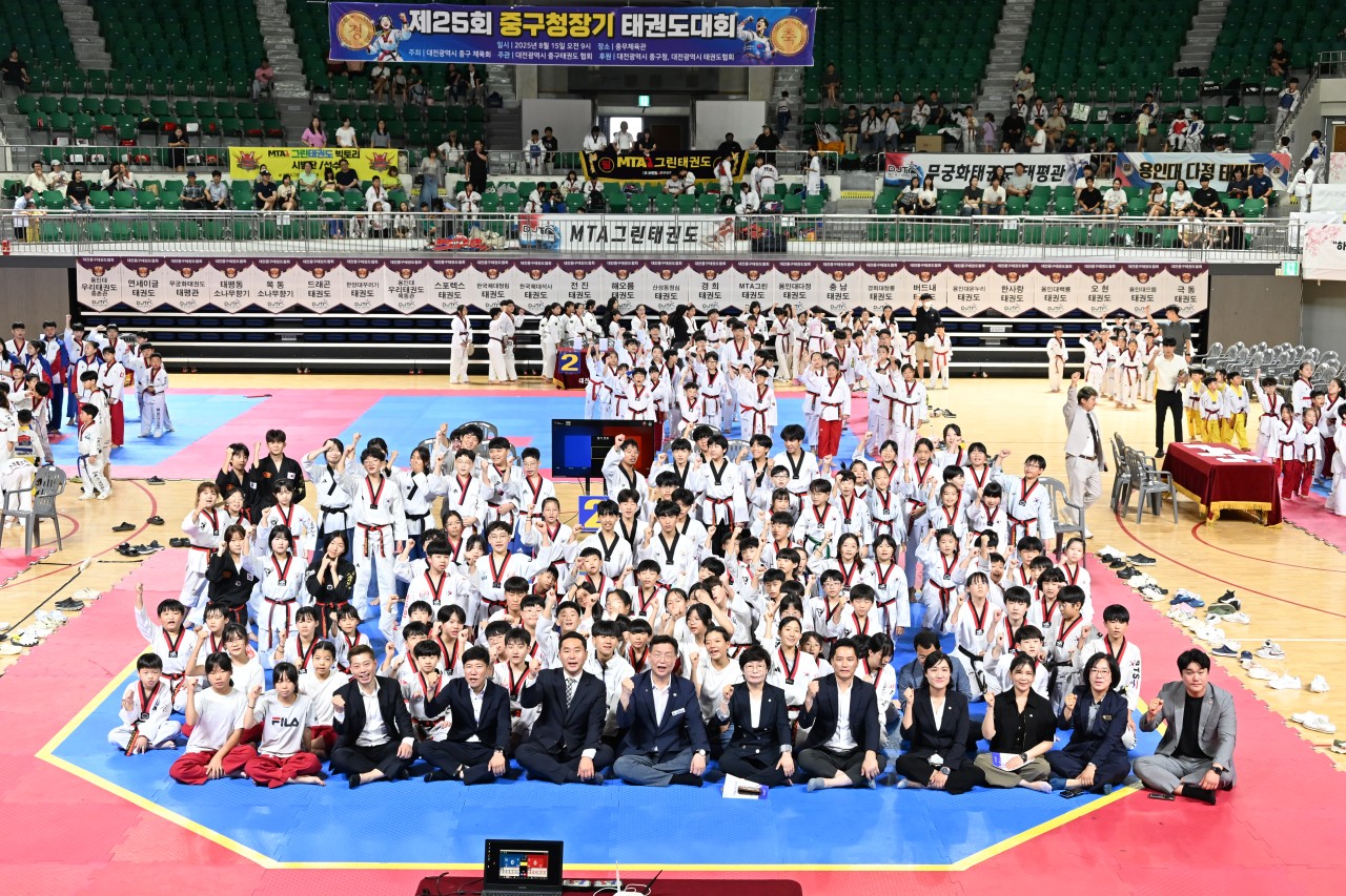 16bfe8362b21a.jpg