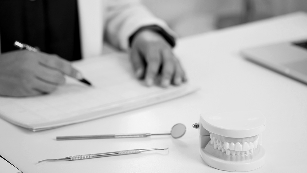 남천동-광안리치과-유엘치과-구강관리-상담