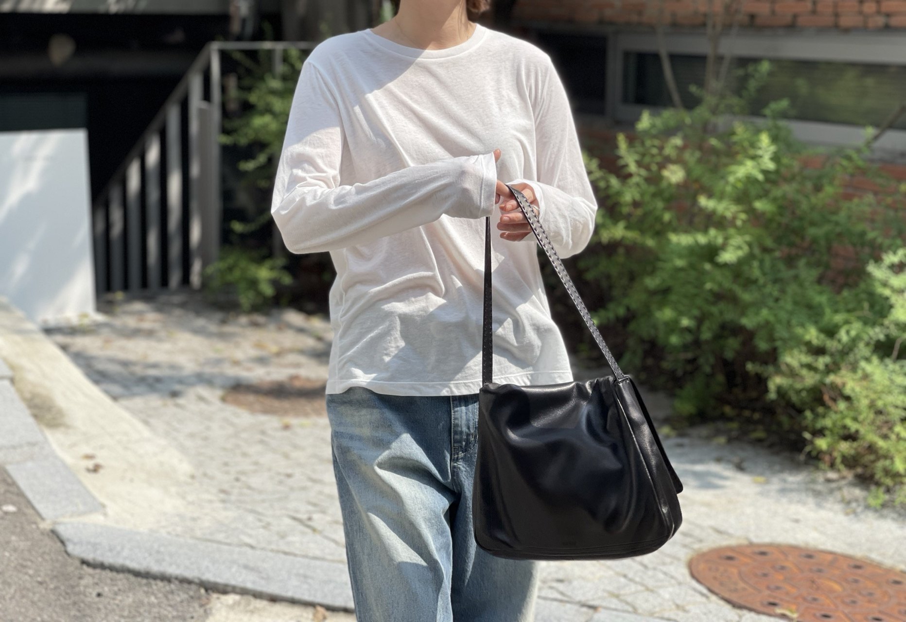 베이직긴팔티