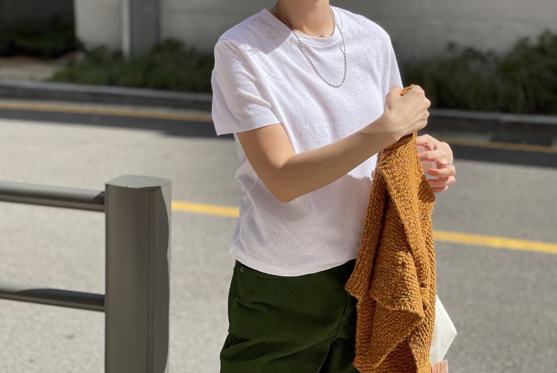 반팔울티셔츠
